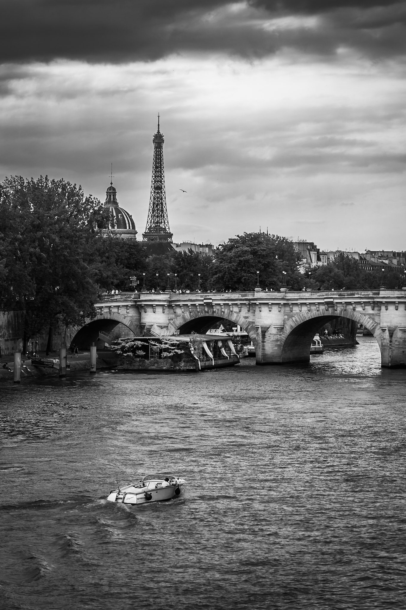 Paris - Pont Neuf and Eiffel Tower (3:2)