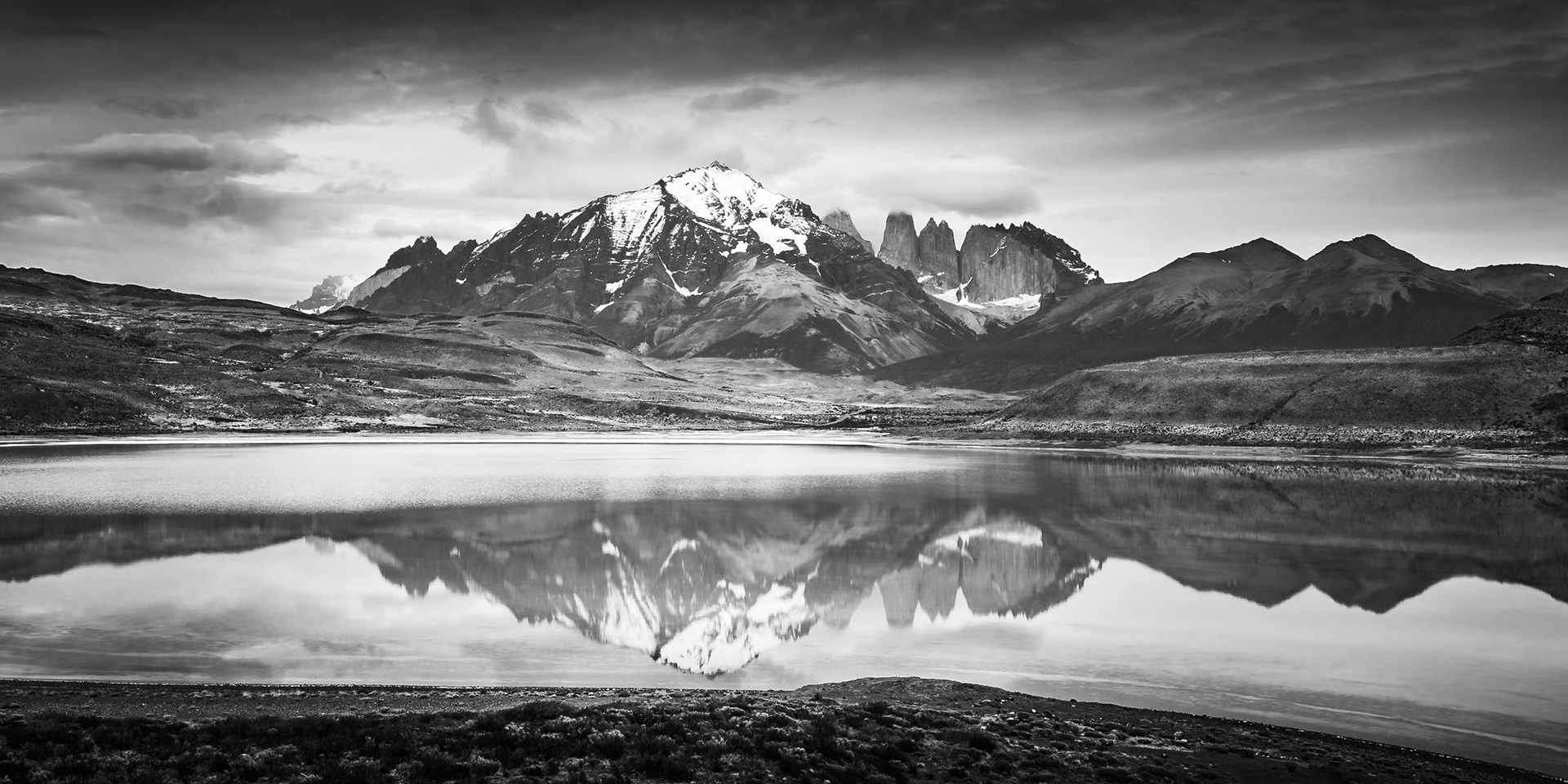 Torres del Paine - Quiet Horizon (1:2)