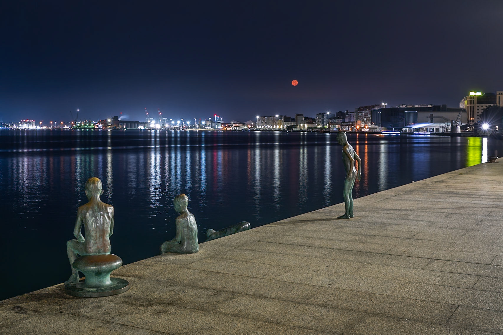Port of Santander - "Los Raqueros" Night Swim (2:3)