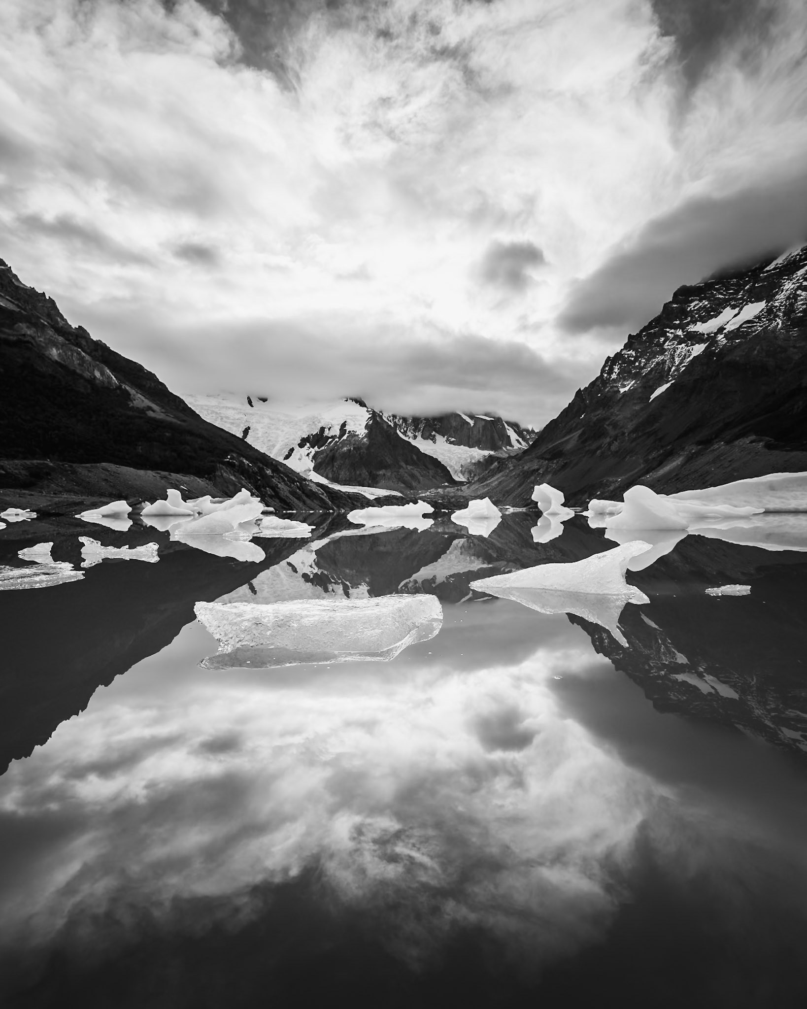 Cerro Torre - Glacier Veil (5:4)