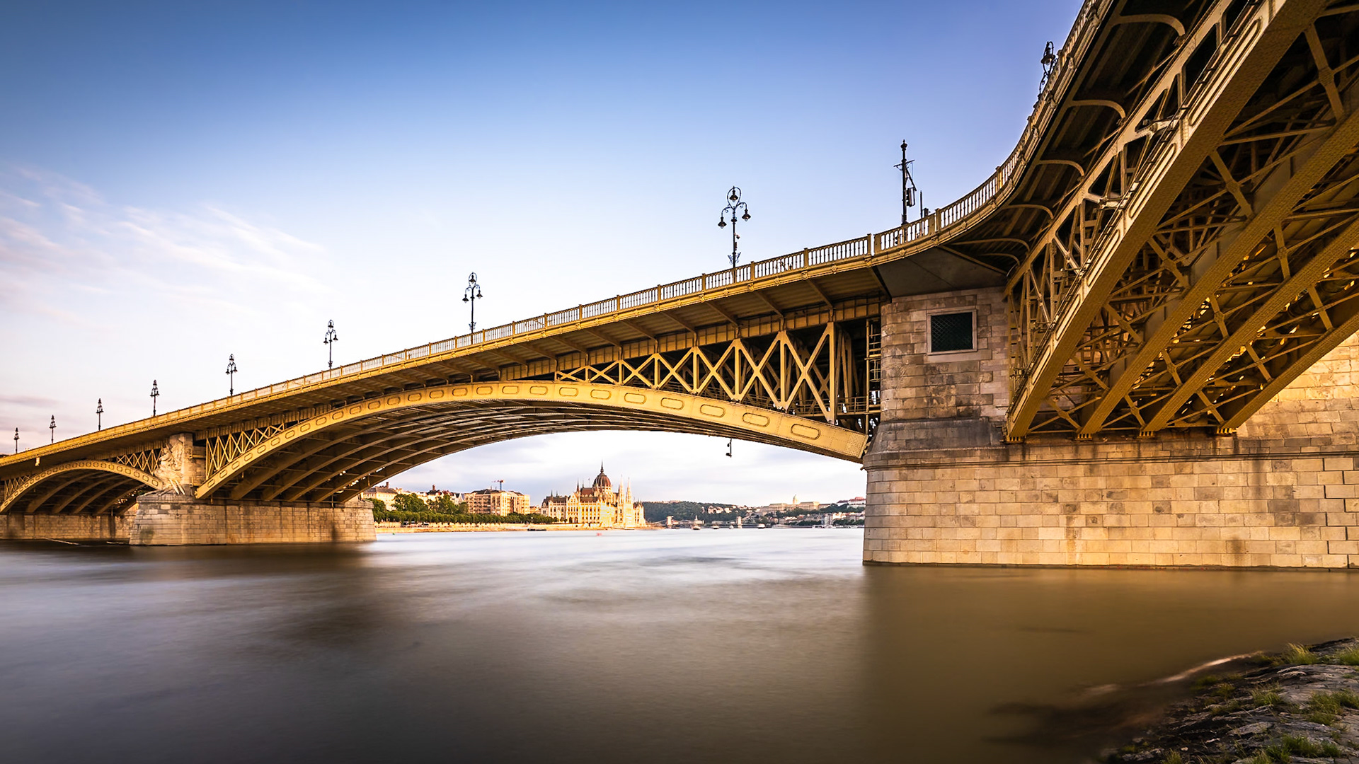 Budapest - The Three Legged Bridge Framing the Parliament (16:9)