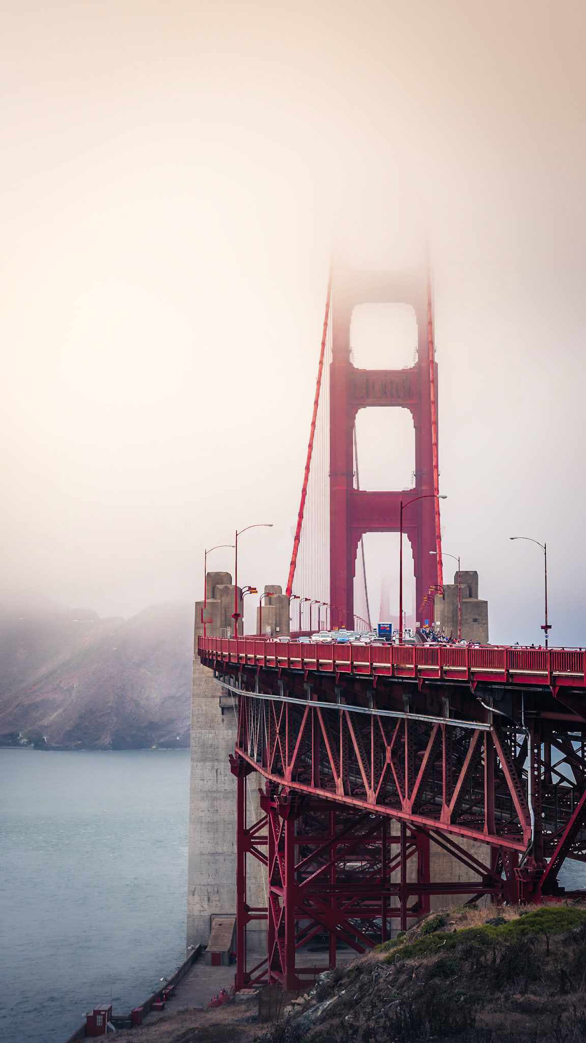 Golden Gate Bridge - Approach (16:9)