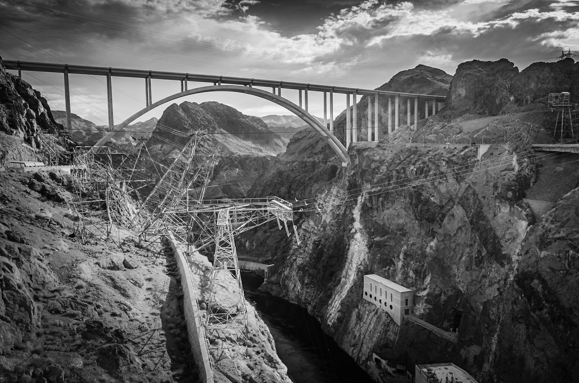 Hoover Dam - Engineering Juxtaposition (3:2)