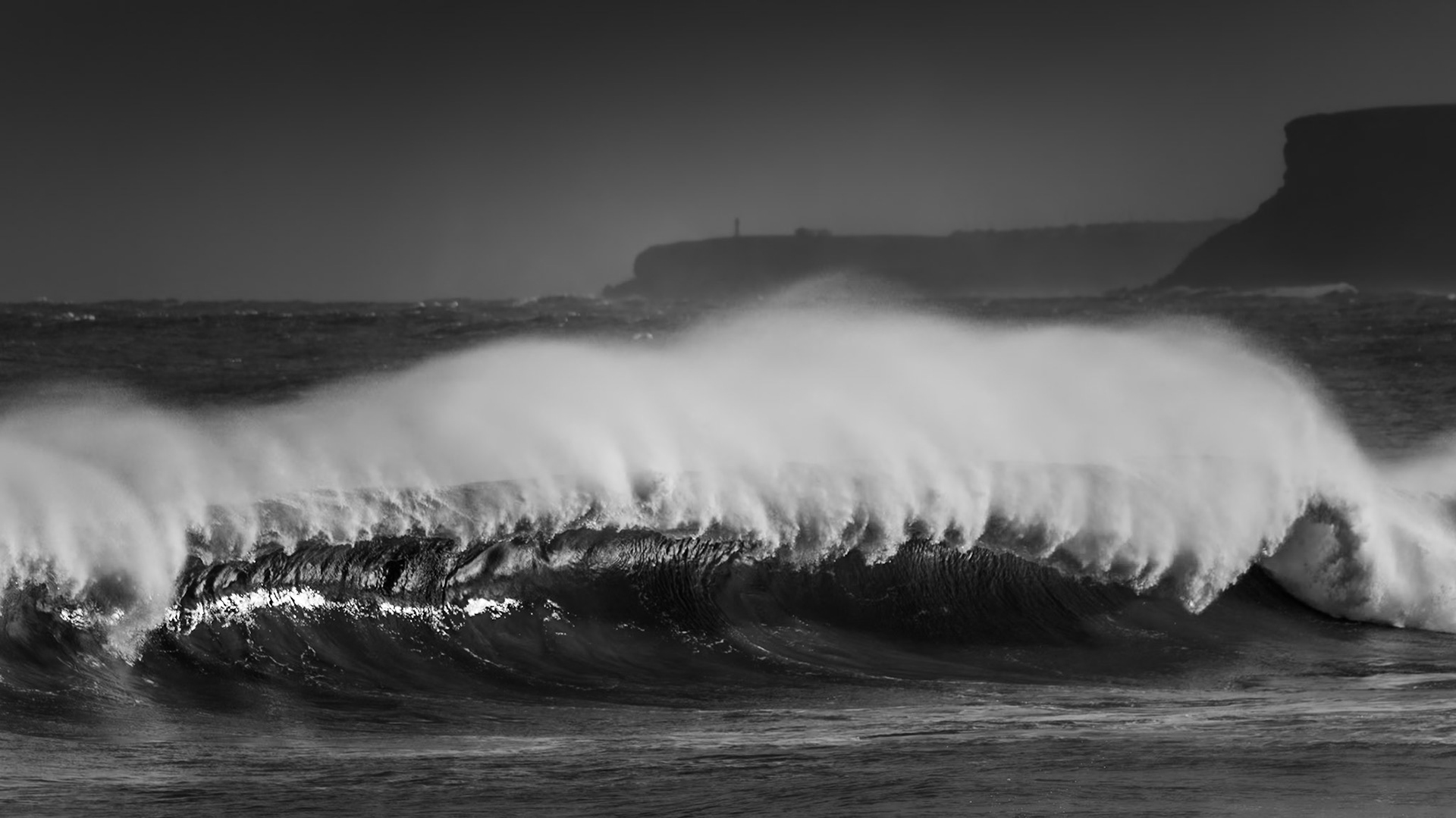 El Sardinero - Rolling Wave (16:9)