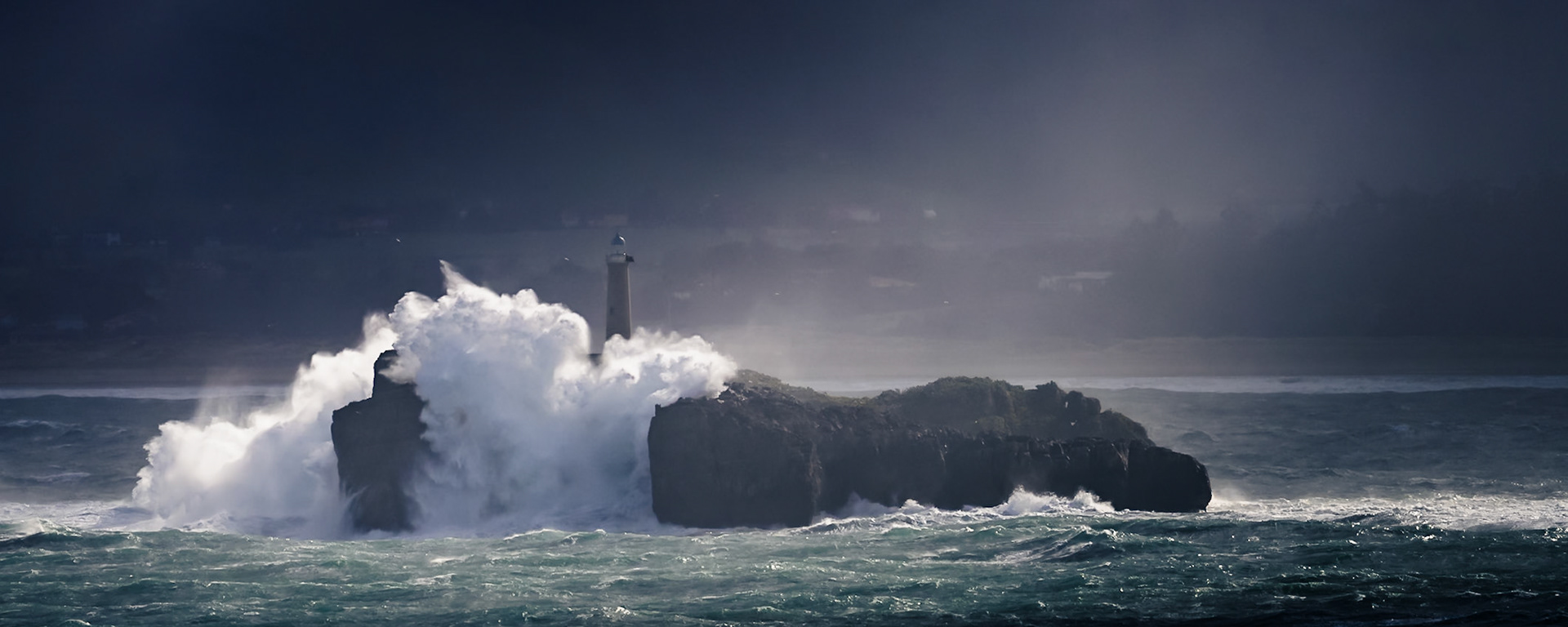 Mouro Island Lighthouse - Veil III (1:2.5)