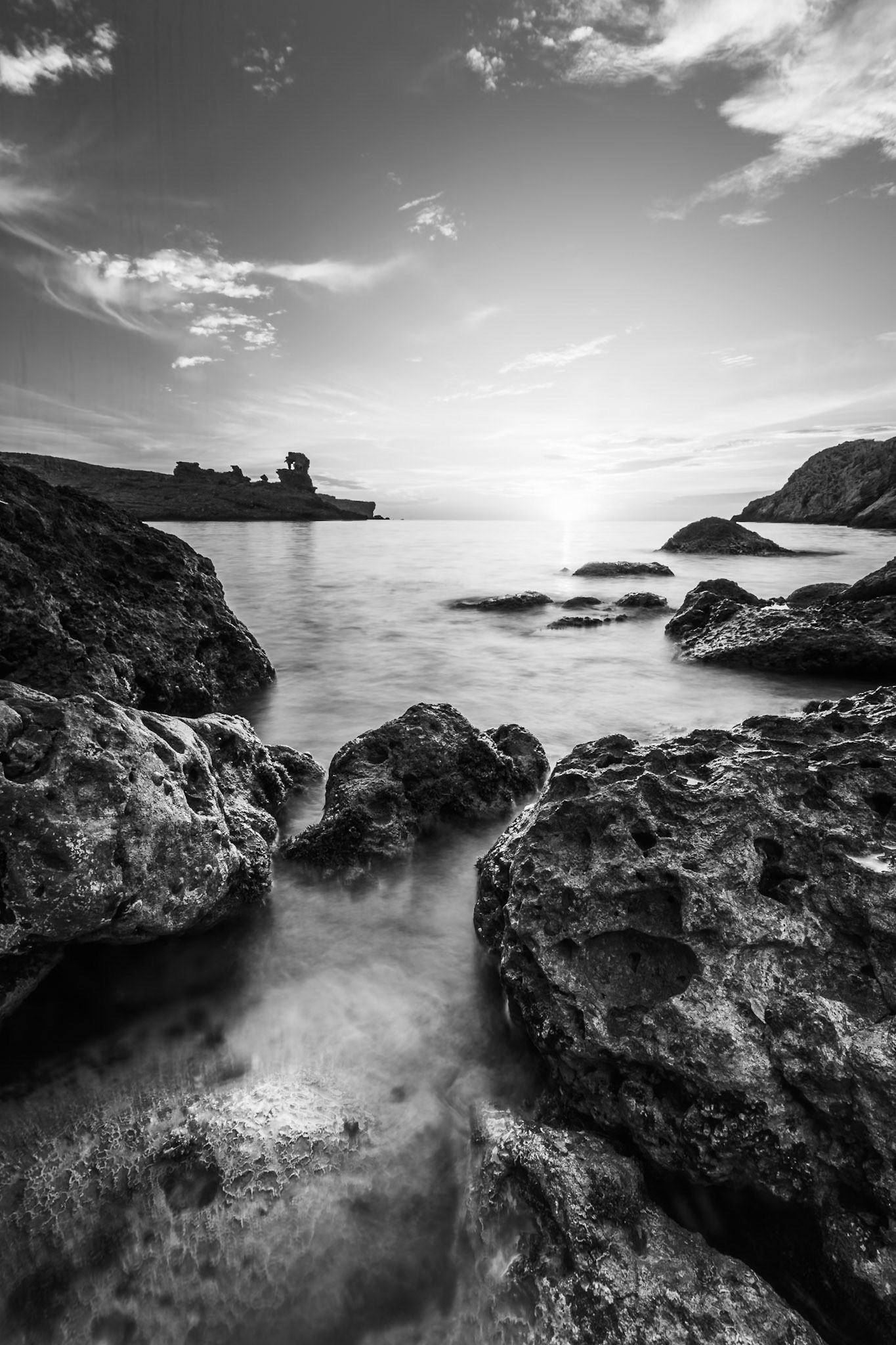 Cala Morell - Cove Aperture (3:2)