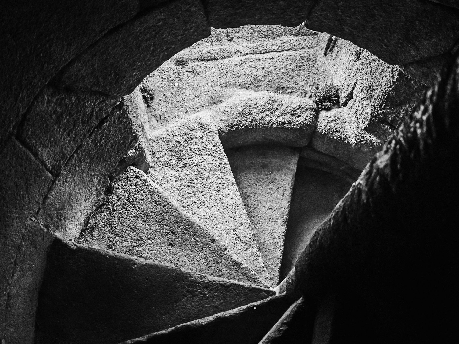 Ferrol - Light Across the Stairwell (4:5)