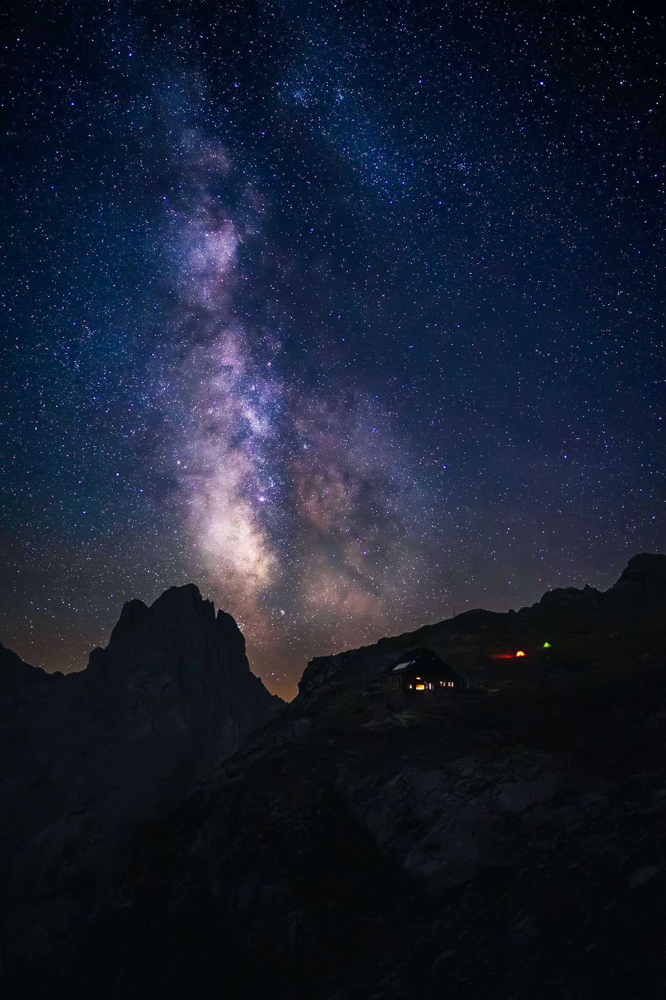 Collado Jermoso, Picos de Europa - Milky Way Light Show (3:2)