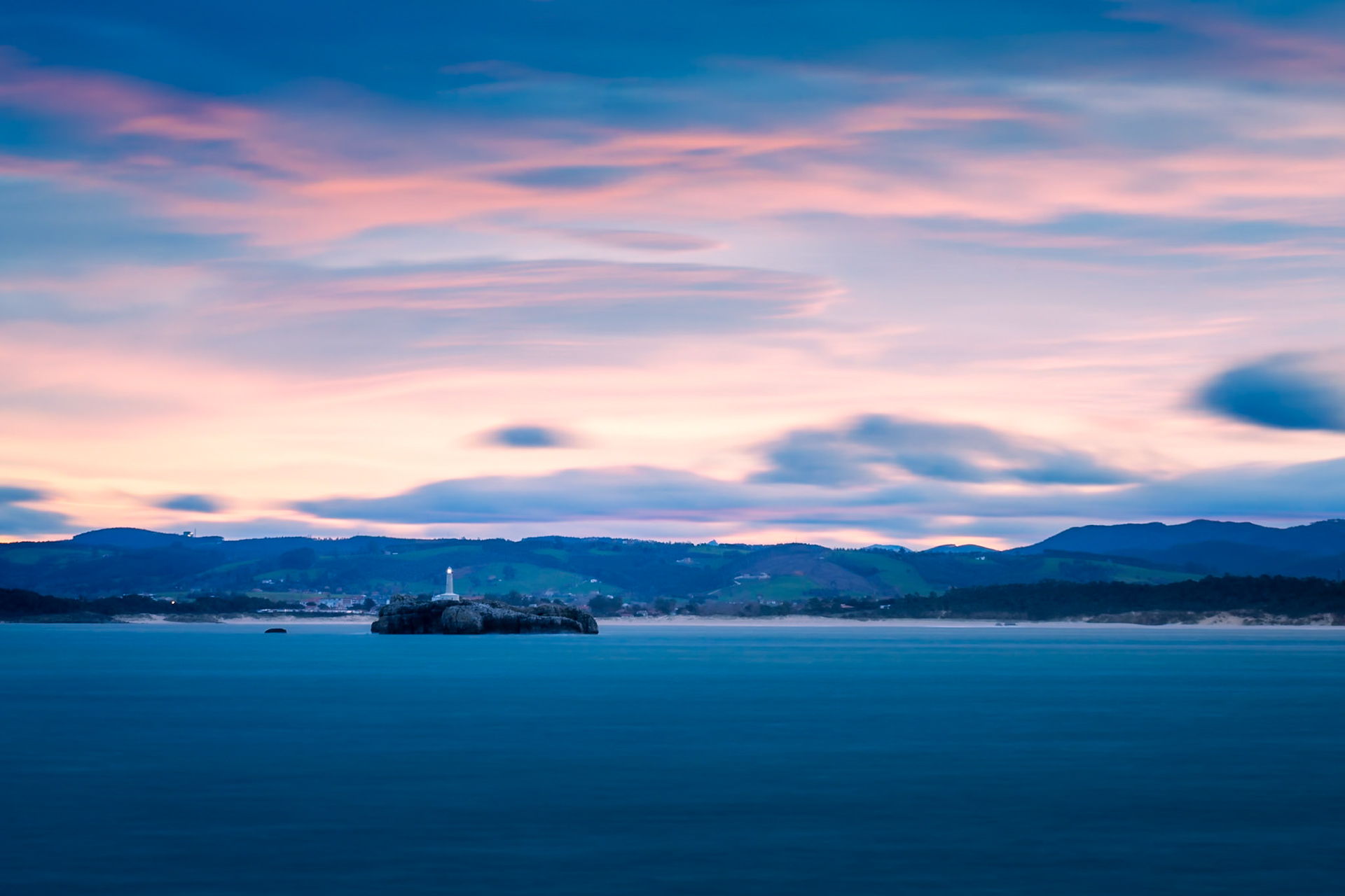 El Sardinero - Layers of Pink and Blue (2:3)