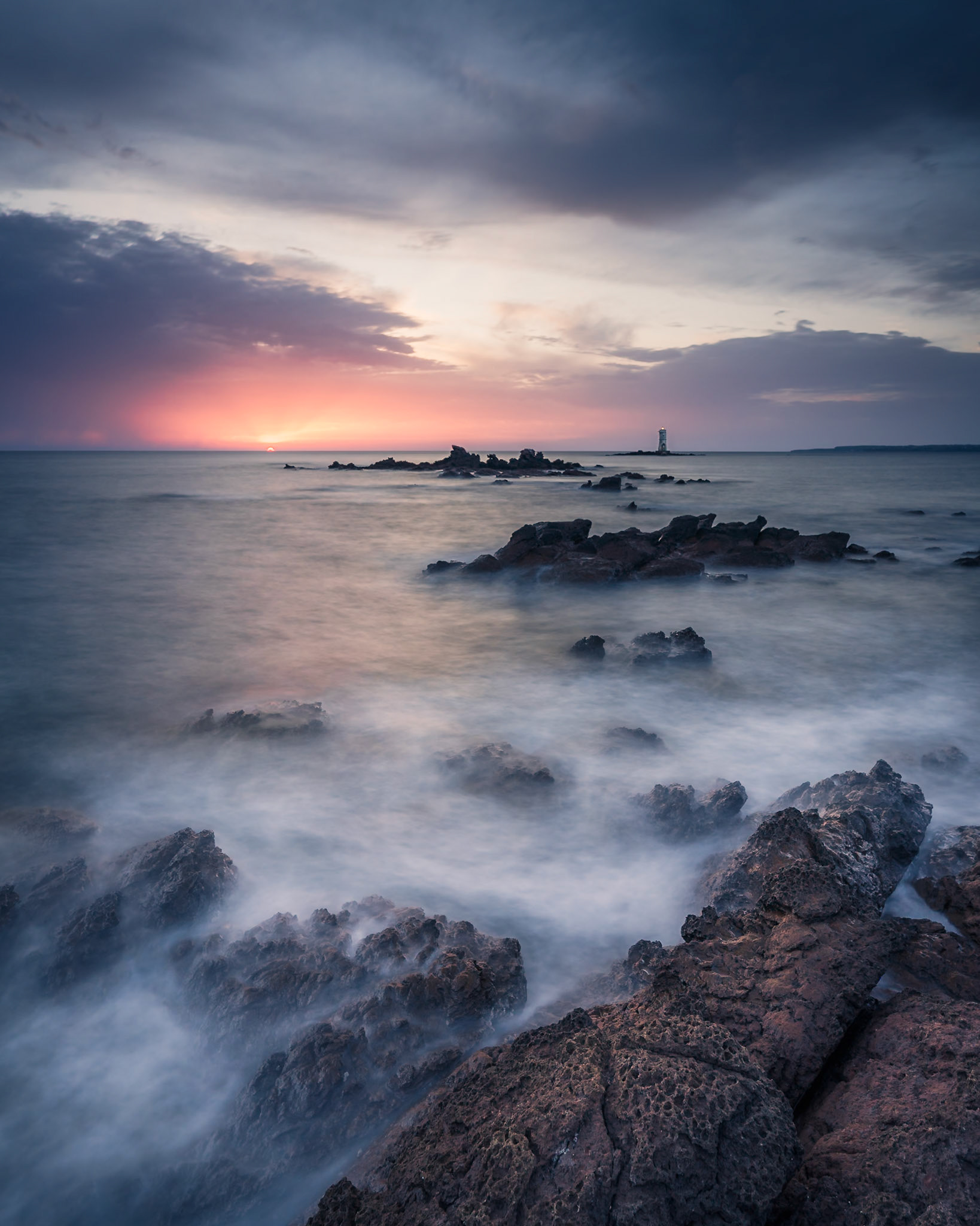 Mangiabarche - Reef in Twilight (5:4)