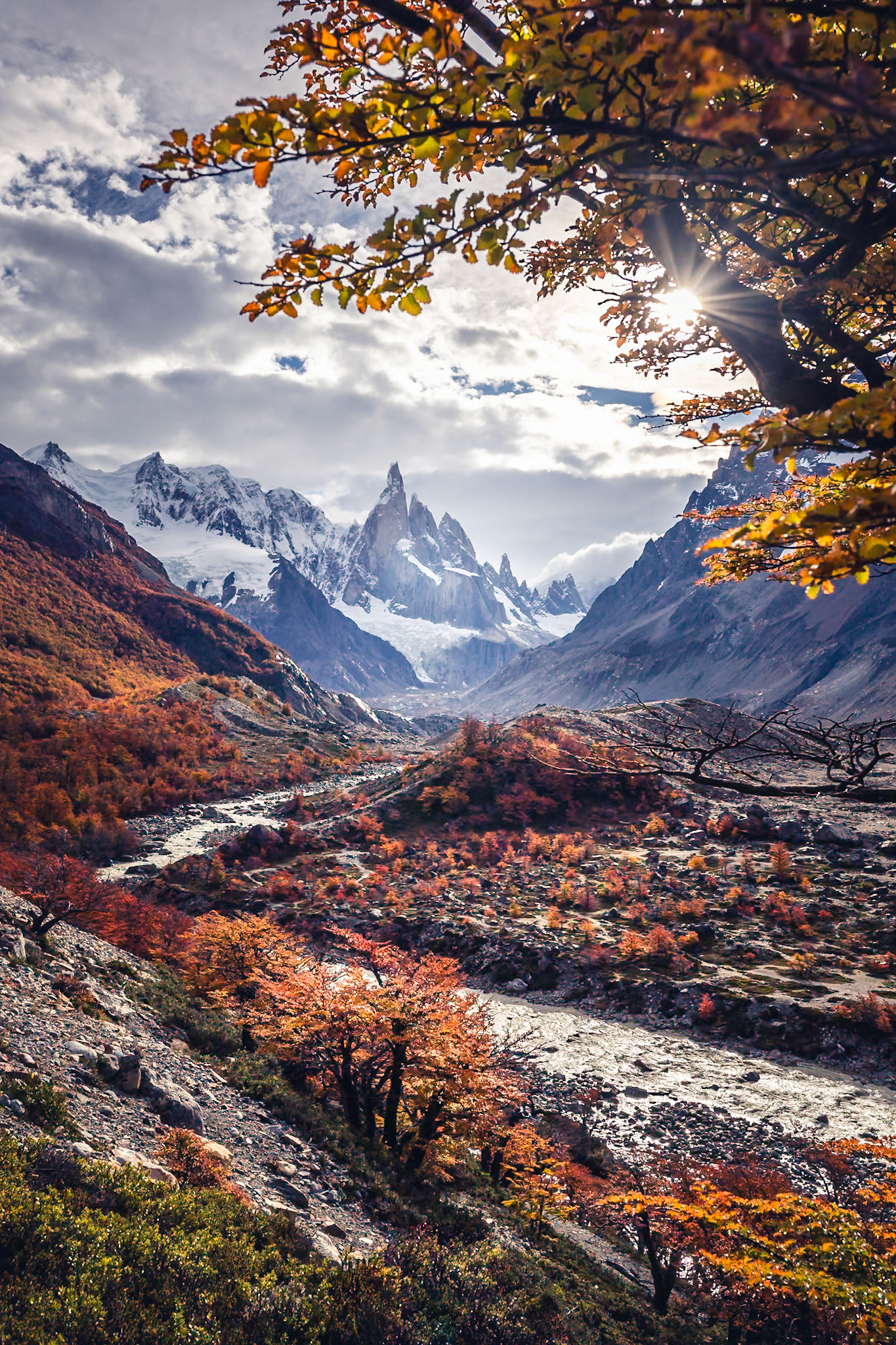 Cerro Torre - River of Ashes (3:2)