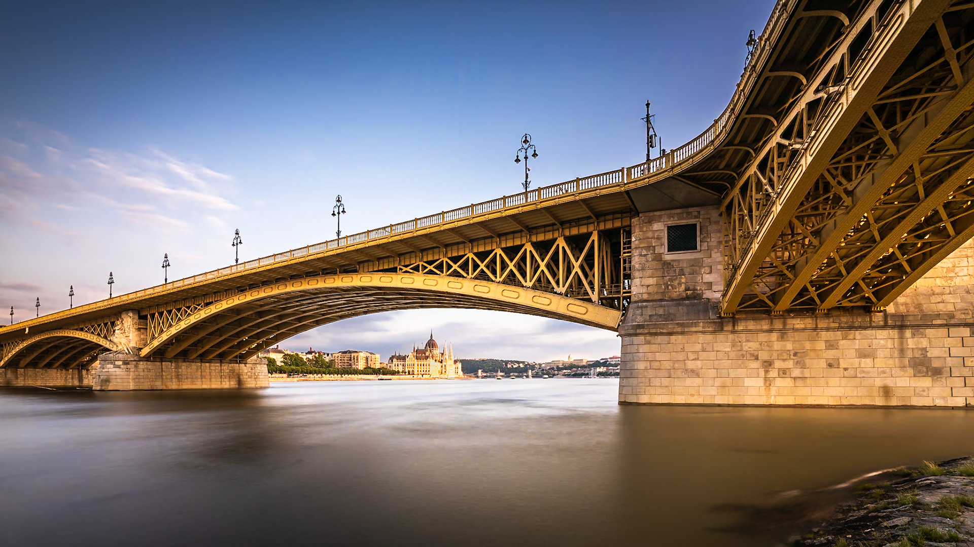 Budapest - The Three Legged Bridge Framing the Parliament (16:9)