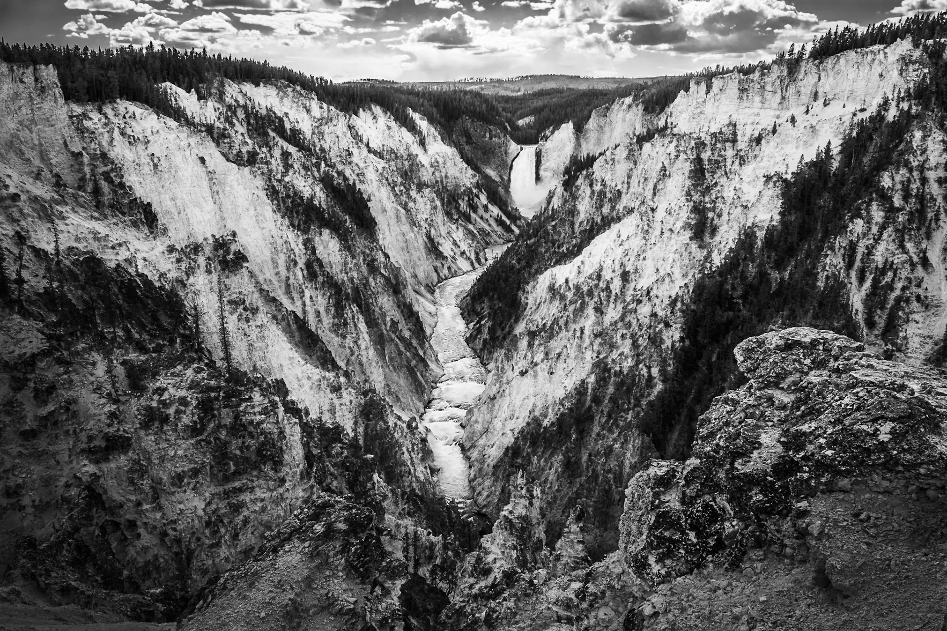 Yellowstone - Triangles (2:3)