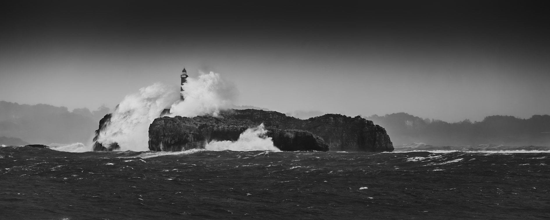 Mouro Island Lighthouse - Flood III (1:2.5)