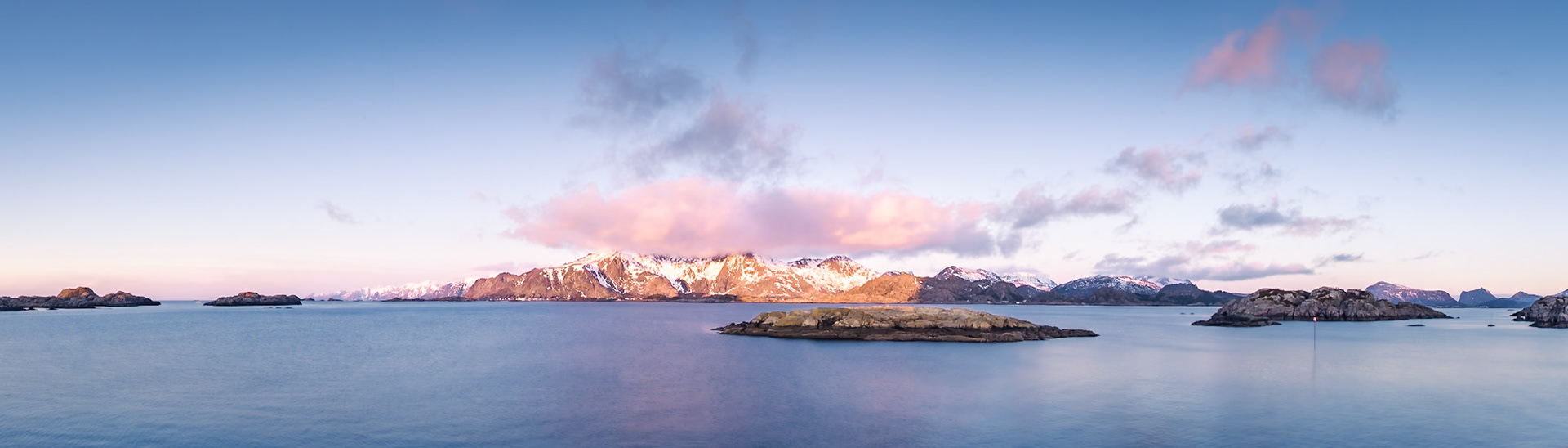 Lofoten - The Vastness of the Fjord (1:3.5)