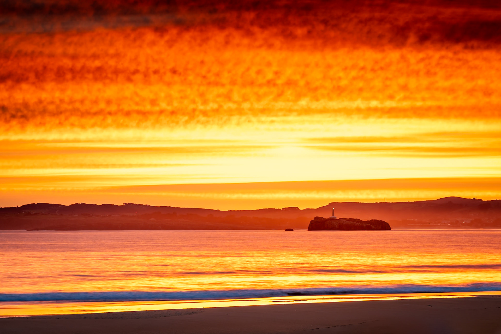 El Sardinero - As Orange As It Can Get (3:2)
