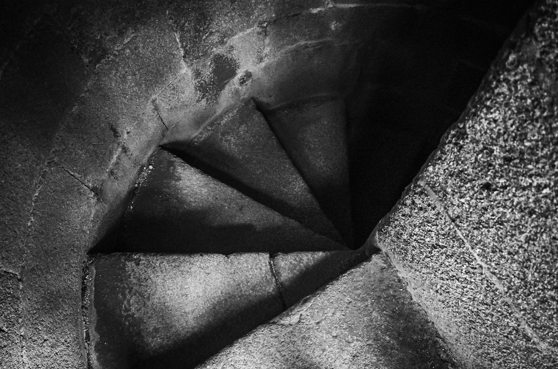 Ferrol - Descending Spiral (2:3)