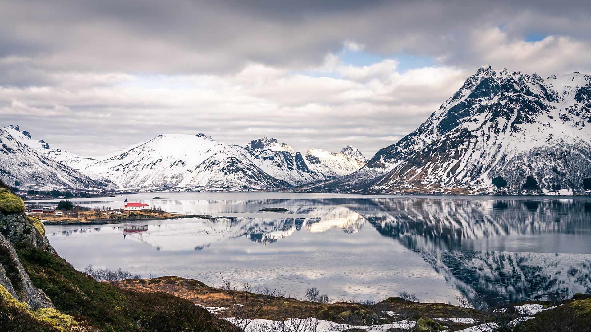 Austnespollen Viewpoint - Reflection (9:16)