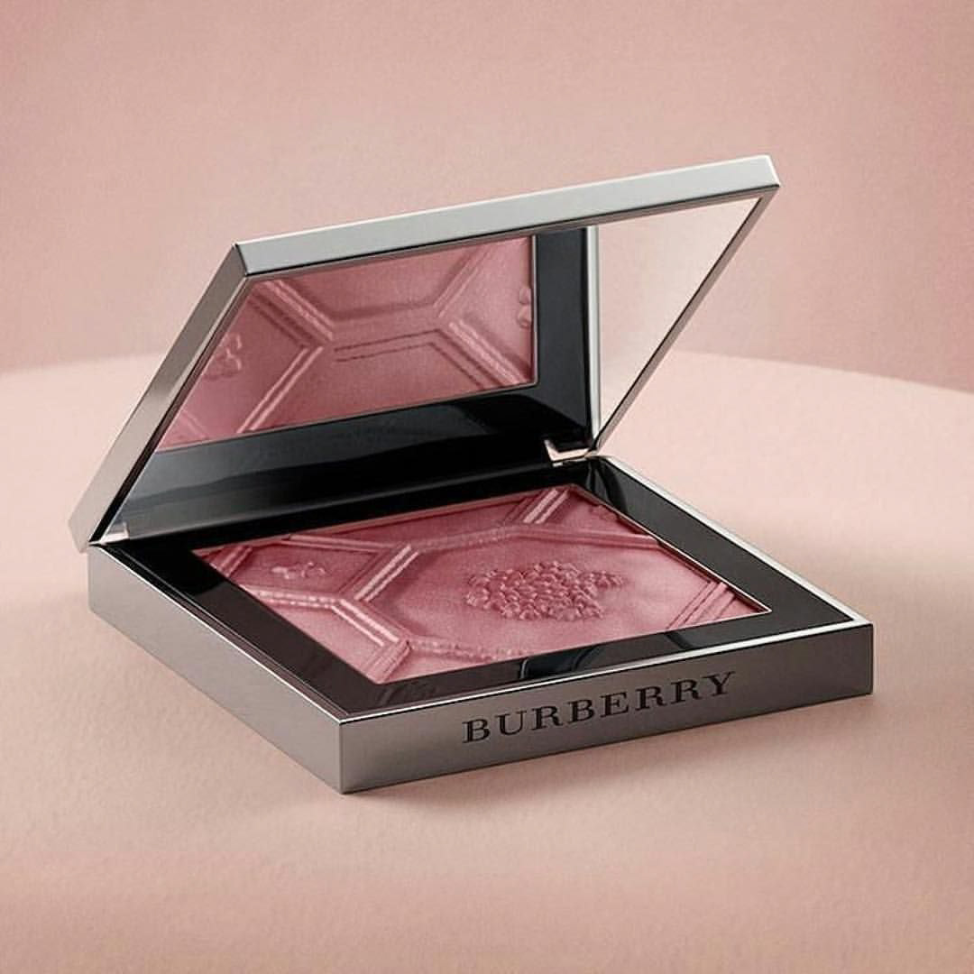 The silk & bloom palette