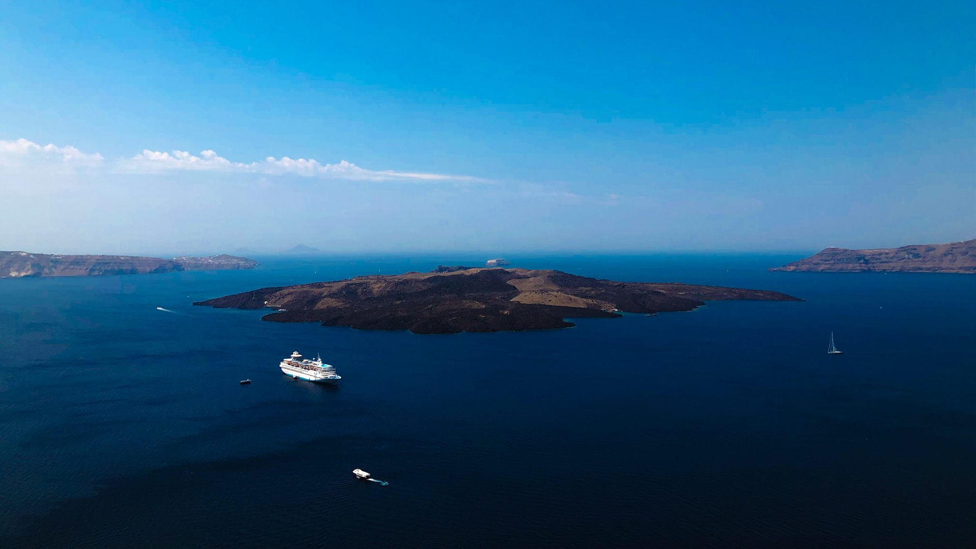 Tholos Naftilos, Santorini, Greece