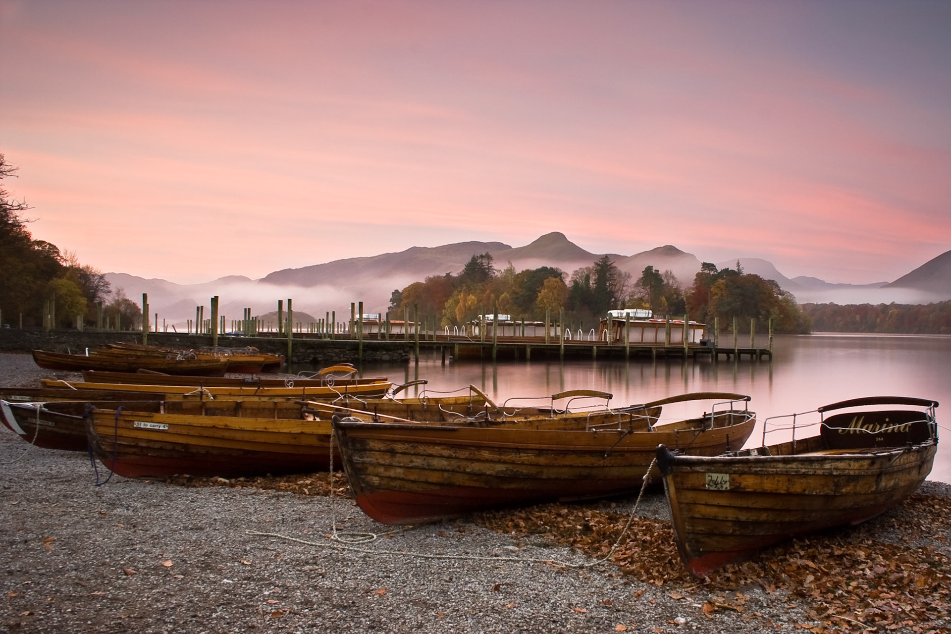 Keswick Boats: Sunrise at Keswick Landings on Derwentwater