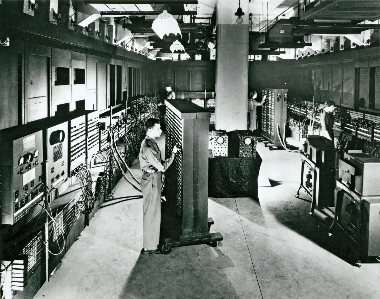 1946