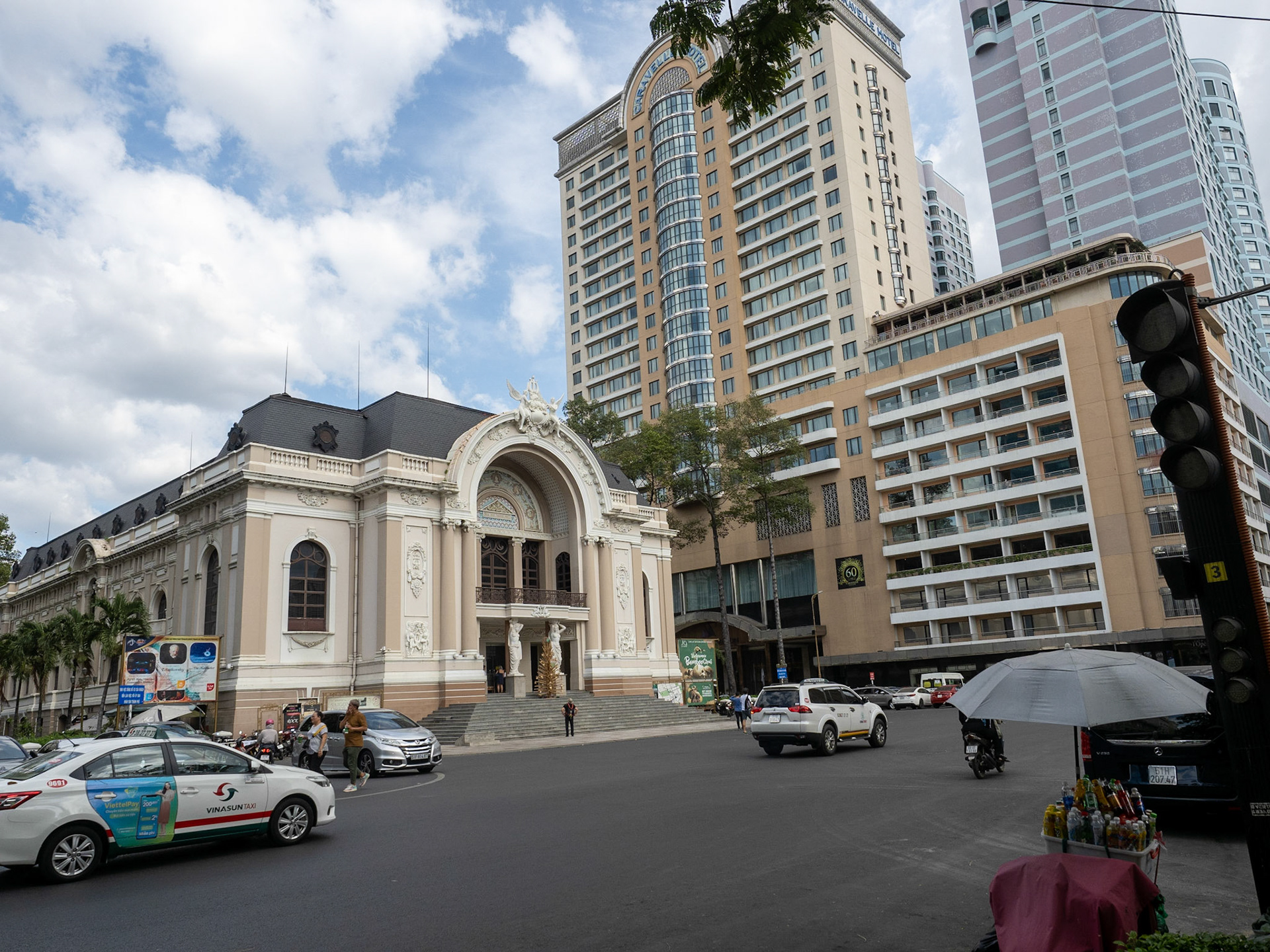 Opernhaus, Saigon