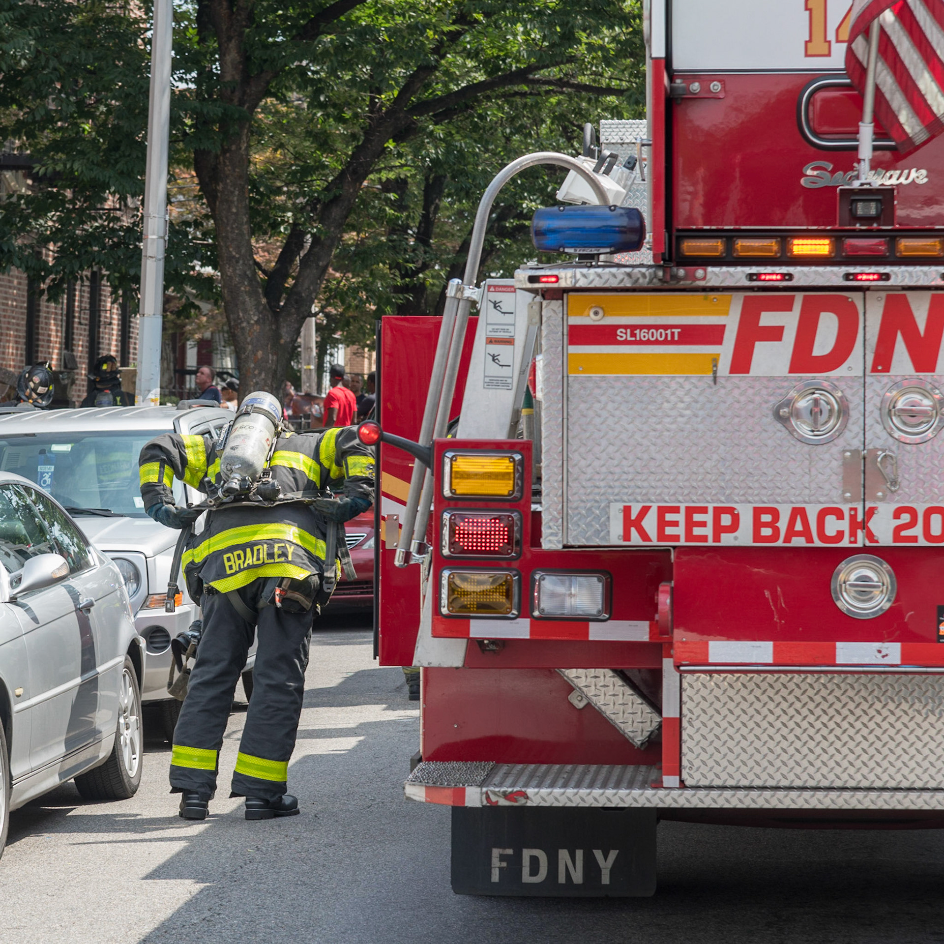 BK Box 2415, 3613 Ave D, smoke OMD