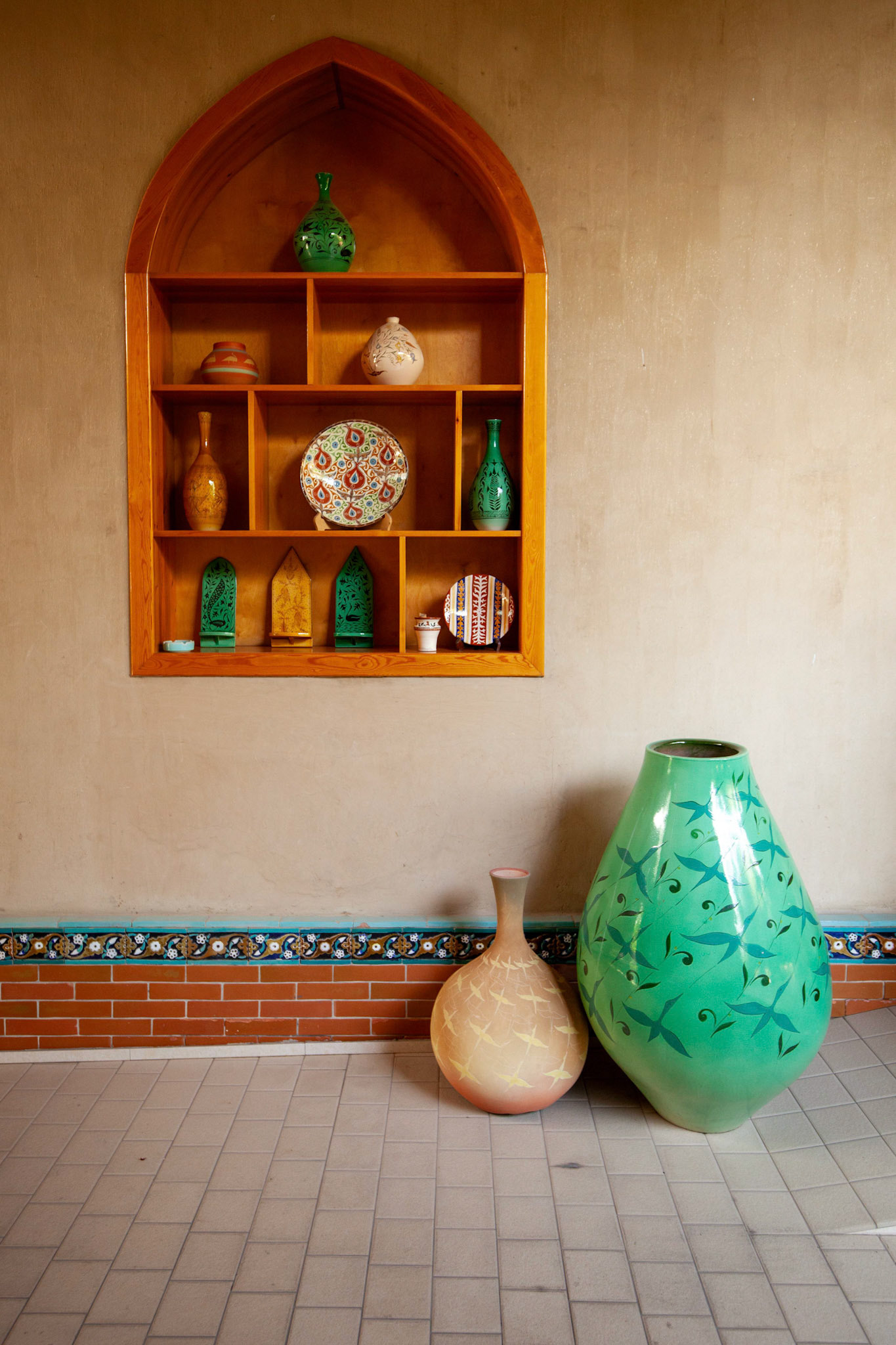 Uzbek Master ceramicist Rakhimov - Tashkent, Uzbekistan