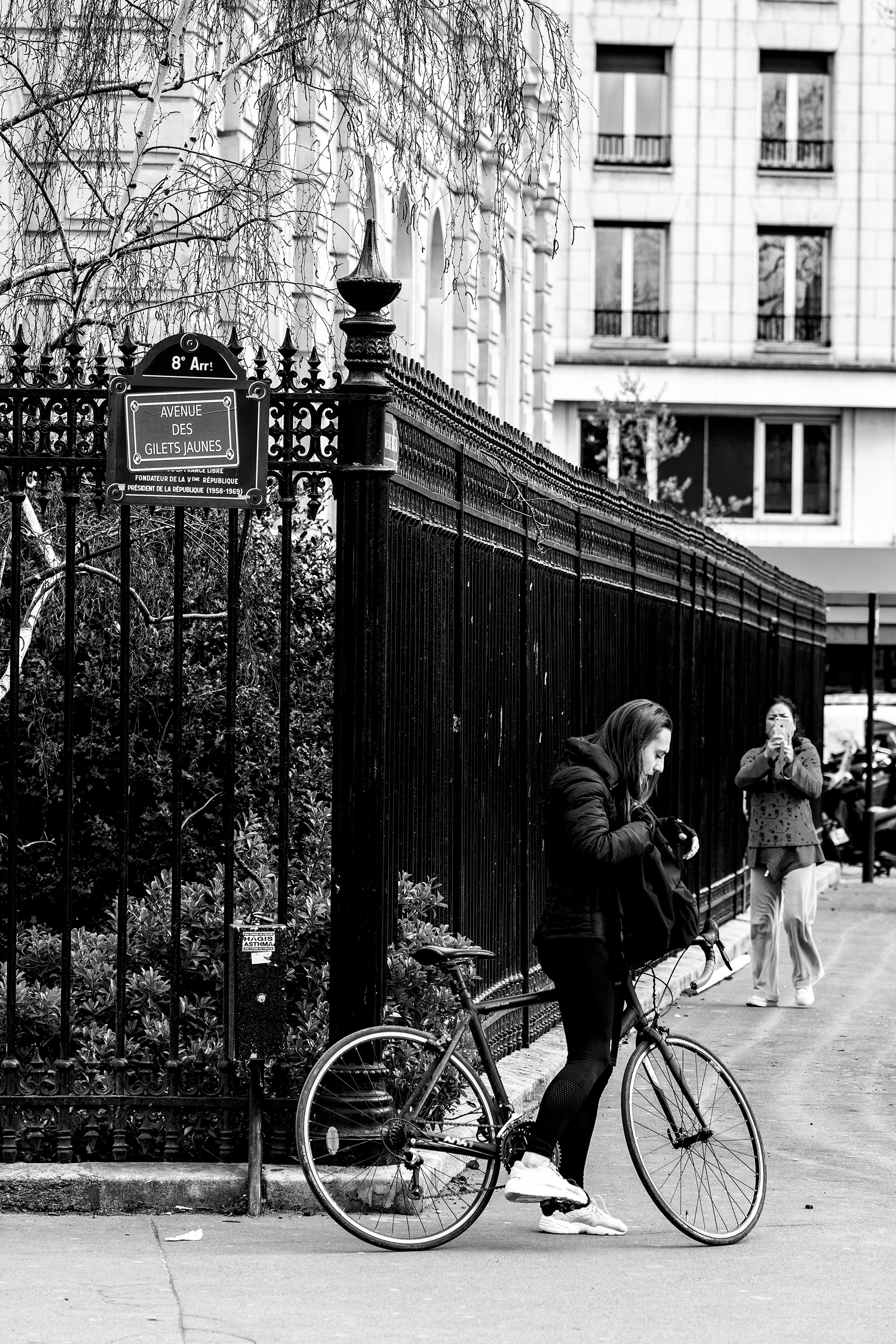 L'avenue des gilets jaunes - Paris