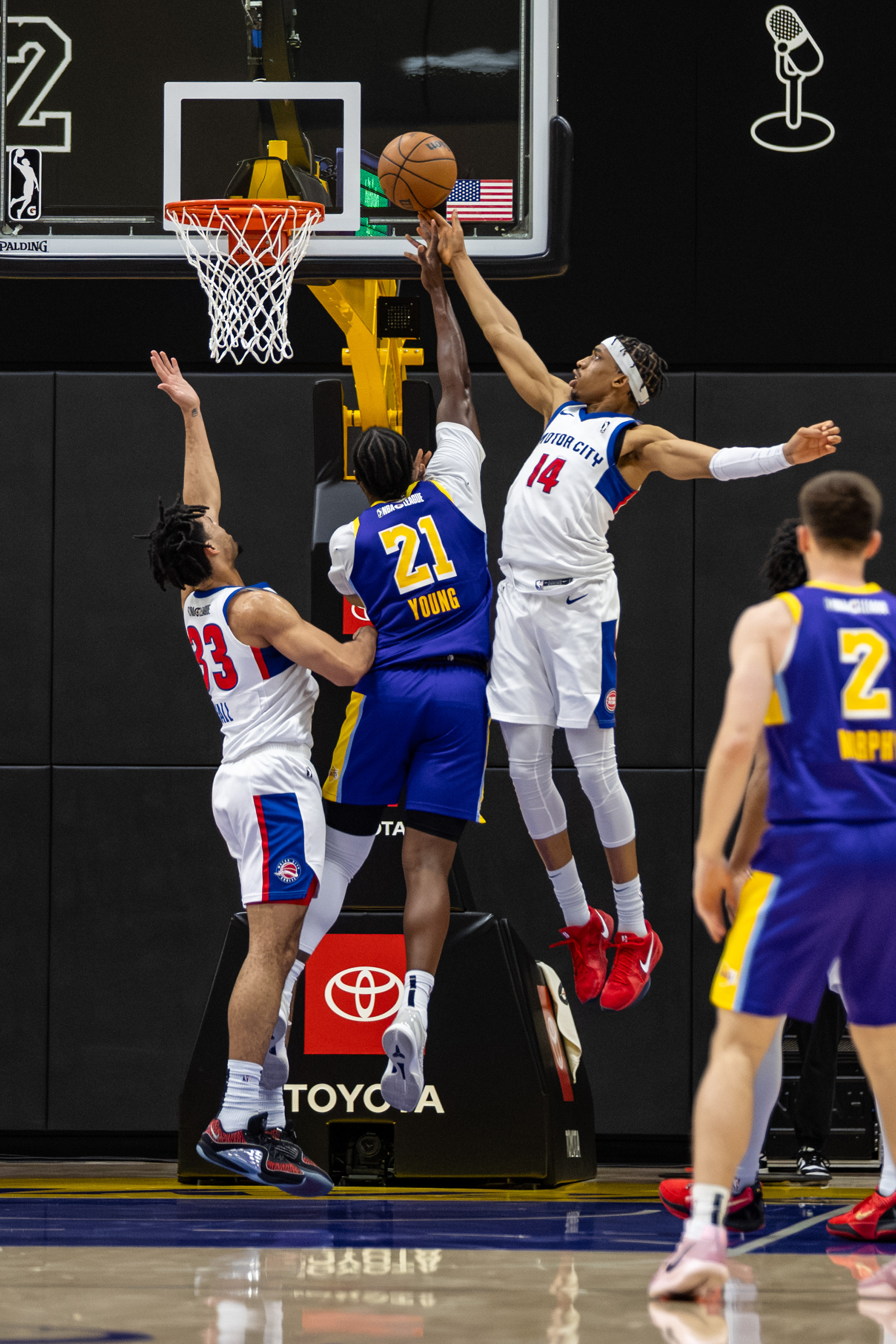 SBL vs. MCC - 027