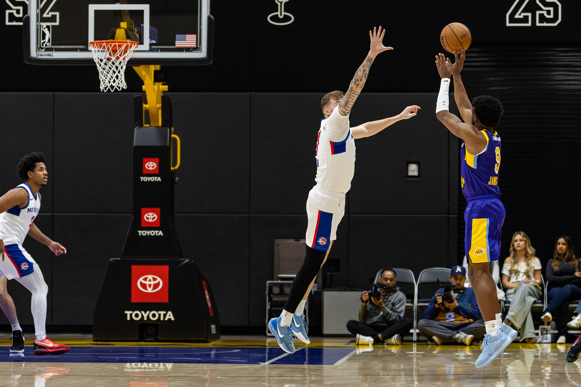 SBL vs. MCC - 019