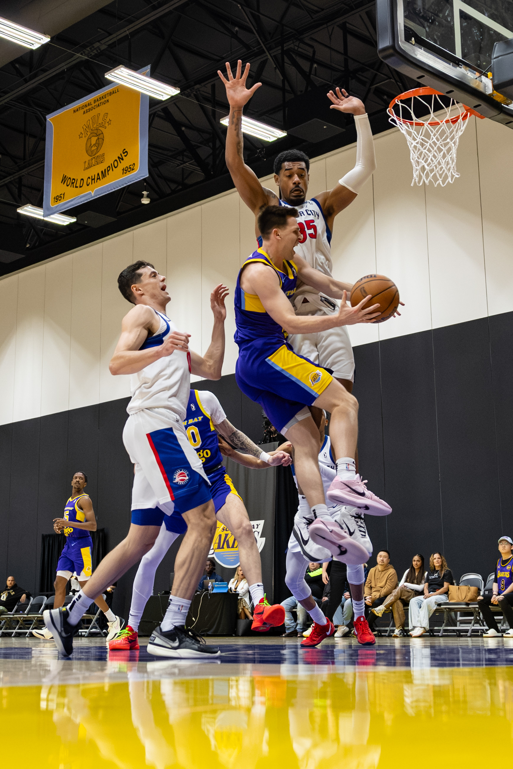 SBL vs. MCC - 047
