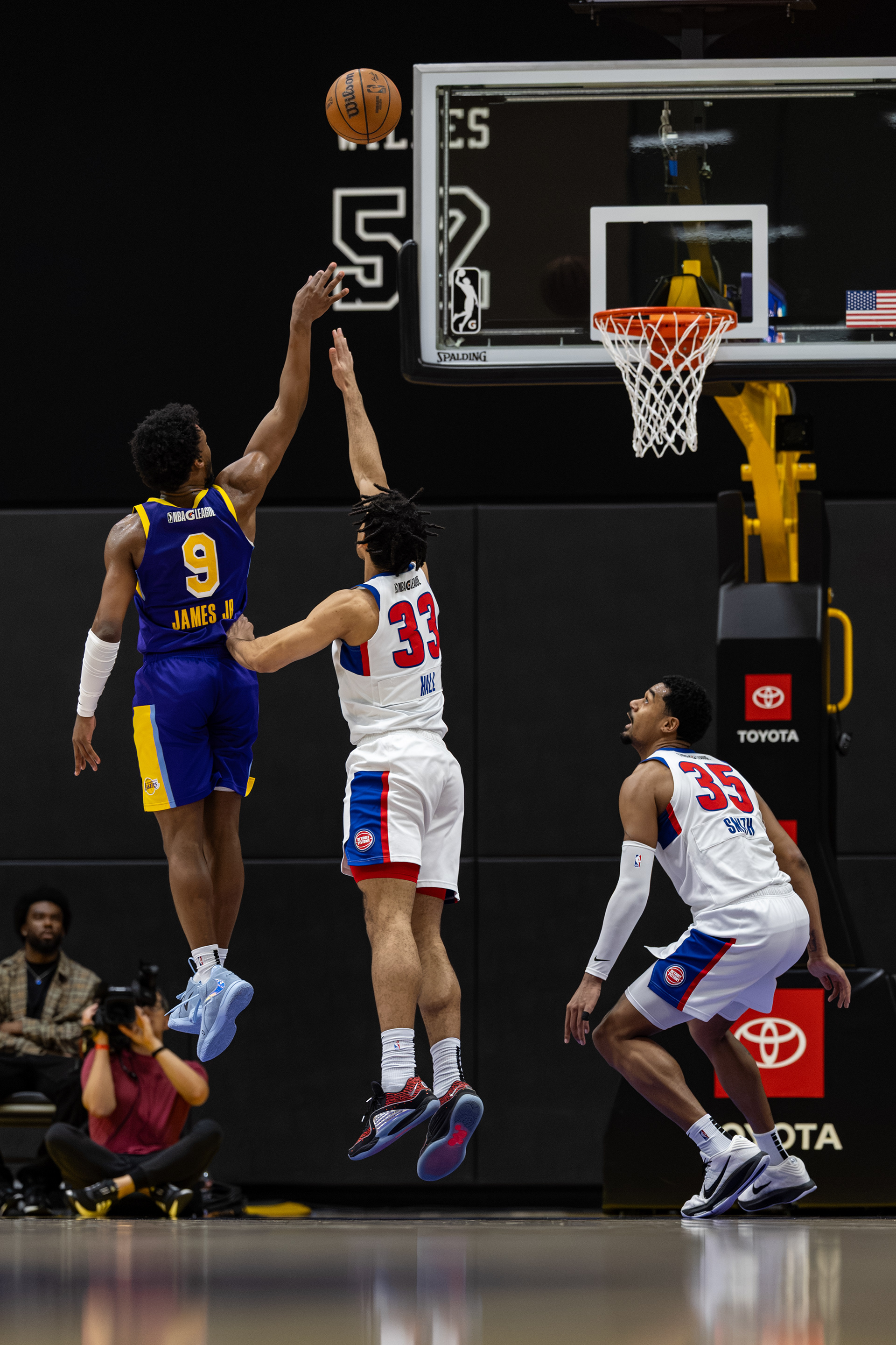 SBL vs. MCC - 025