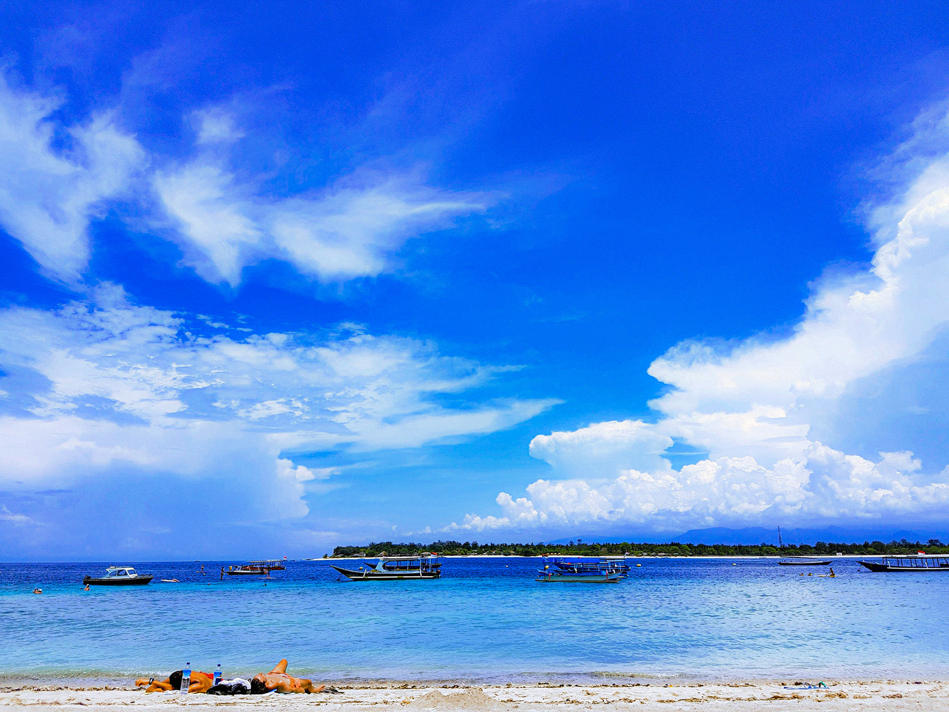 The beach a few days before.