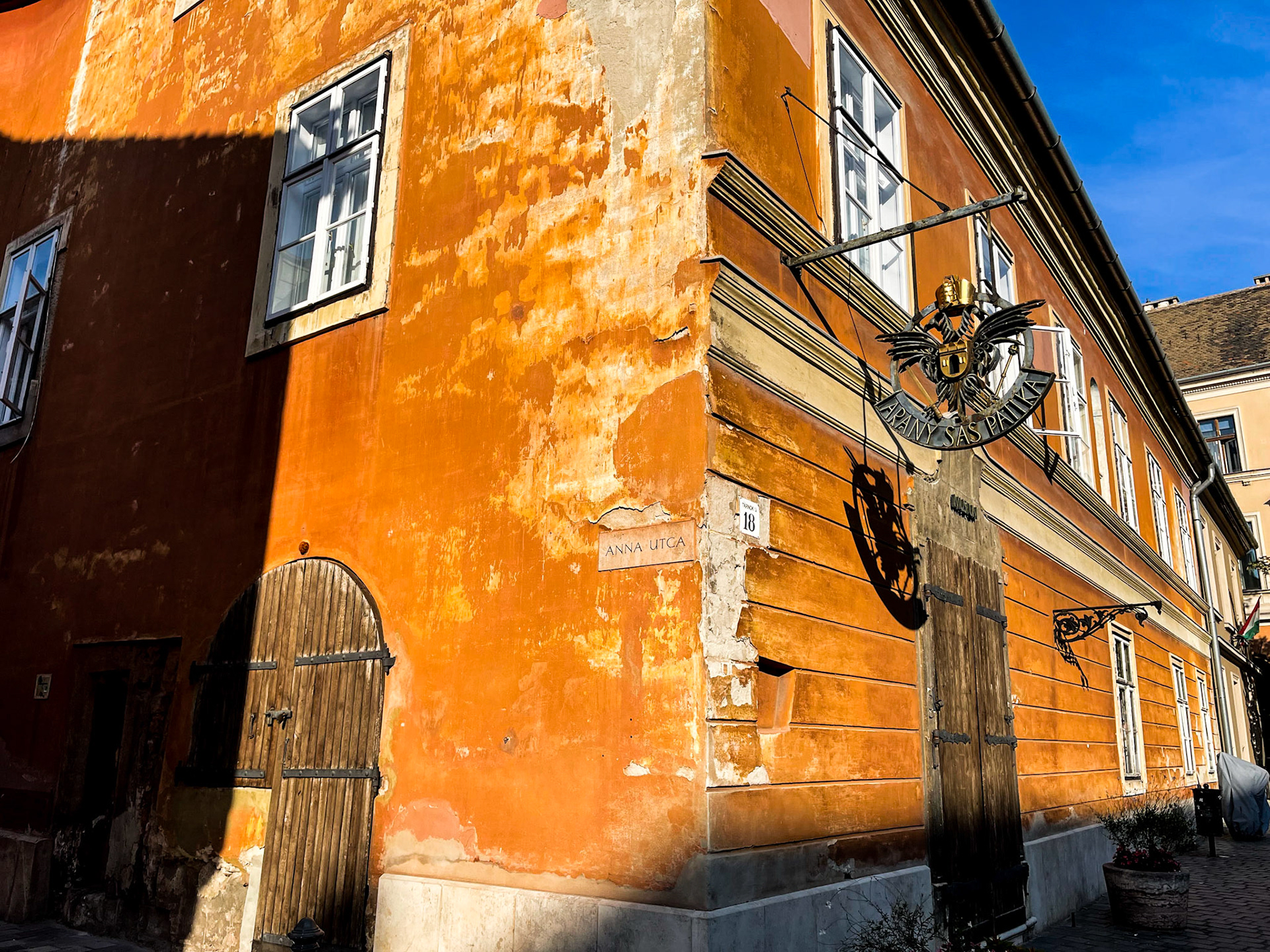 Morning light, Castle District, Budapest