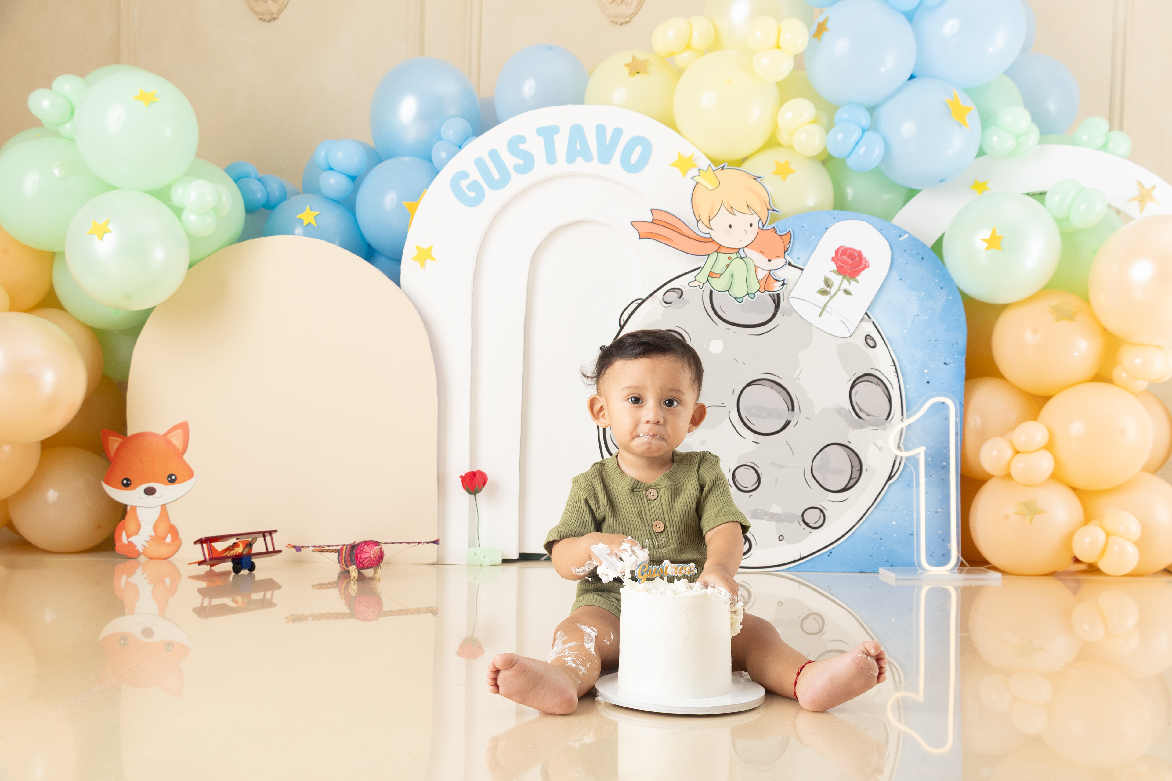 Sesiones de Smash Cake o Cake Smash para bebés que cumplen su primer año