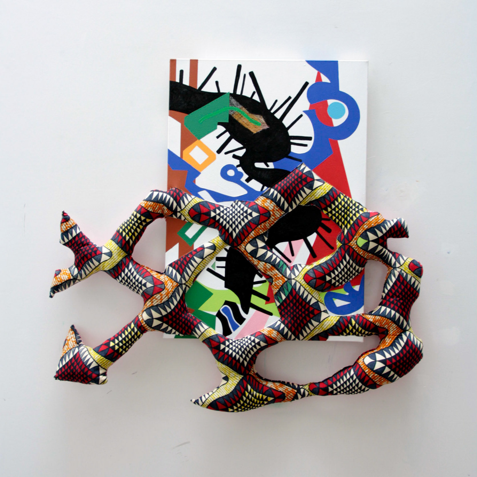 Eau noire, 2014, acrylique sur toile, textile, divers, 100 x 107 x 9 cm