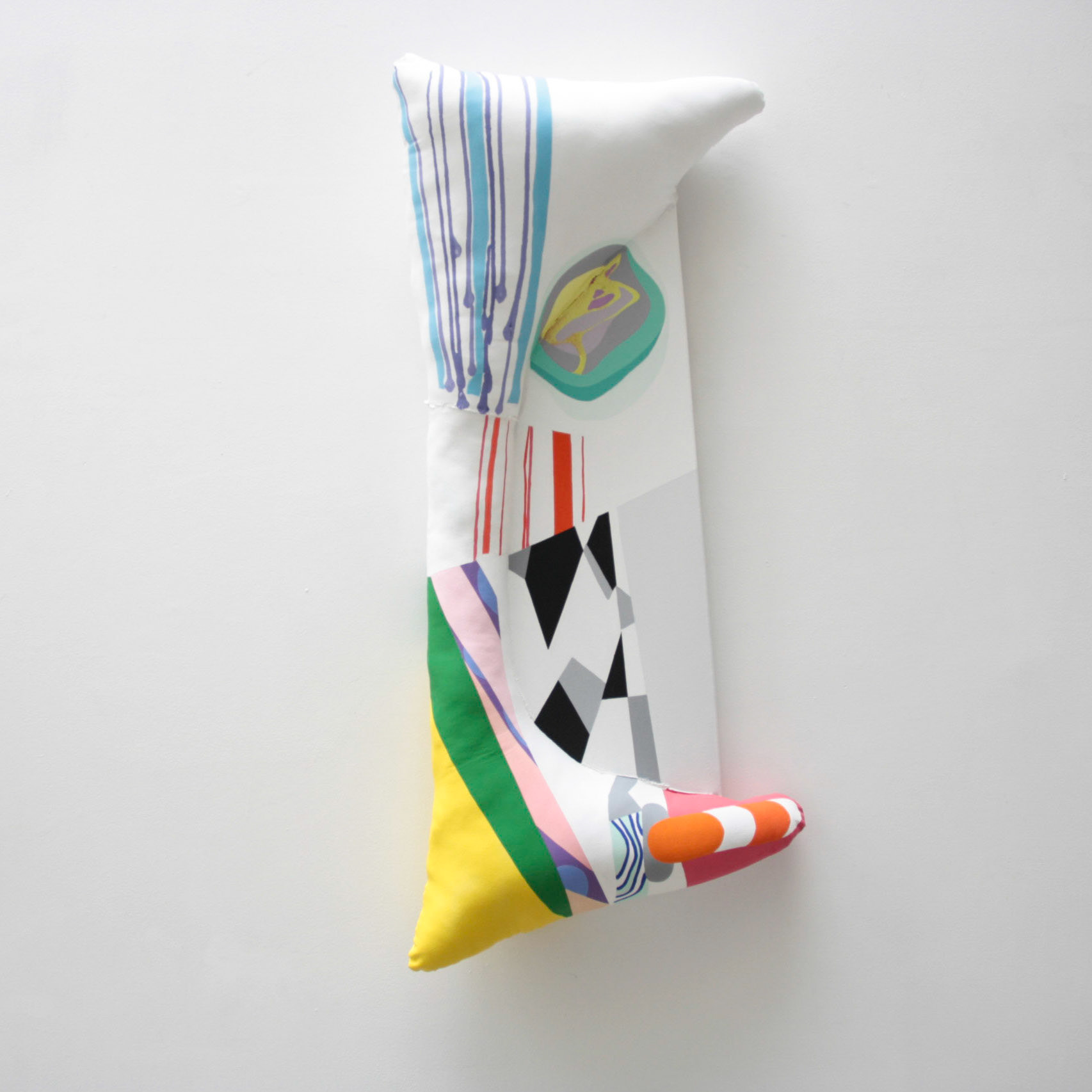 Dynamique du vide, 2018, acrylique et divers sur toile, 108 x 55 x 13 cm