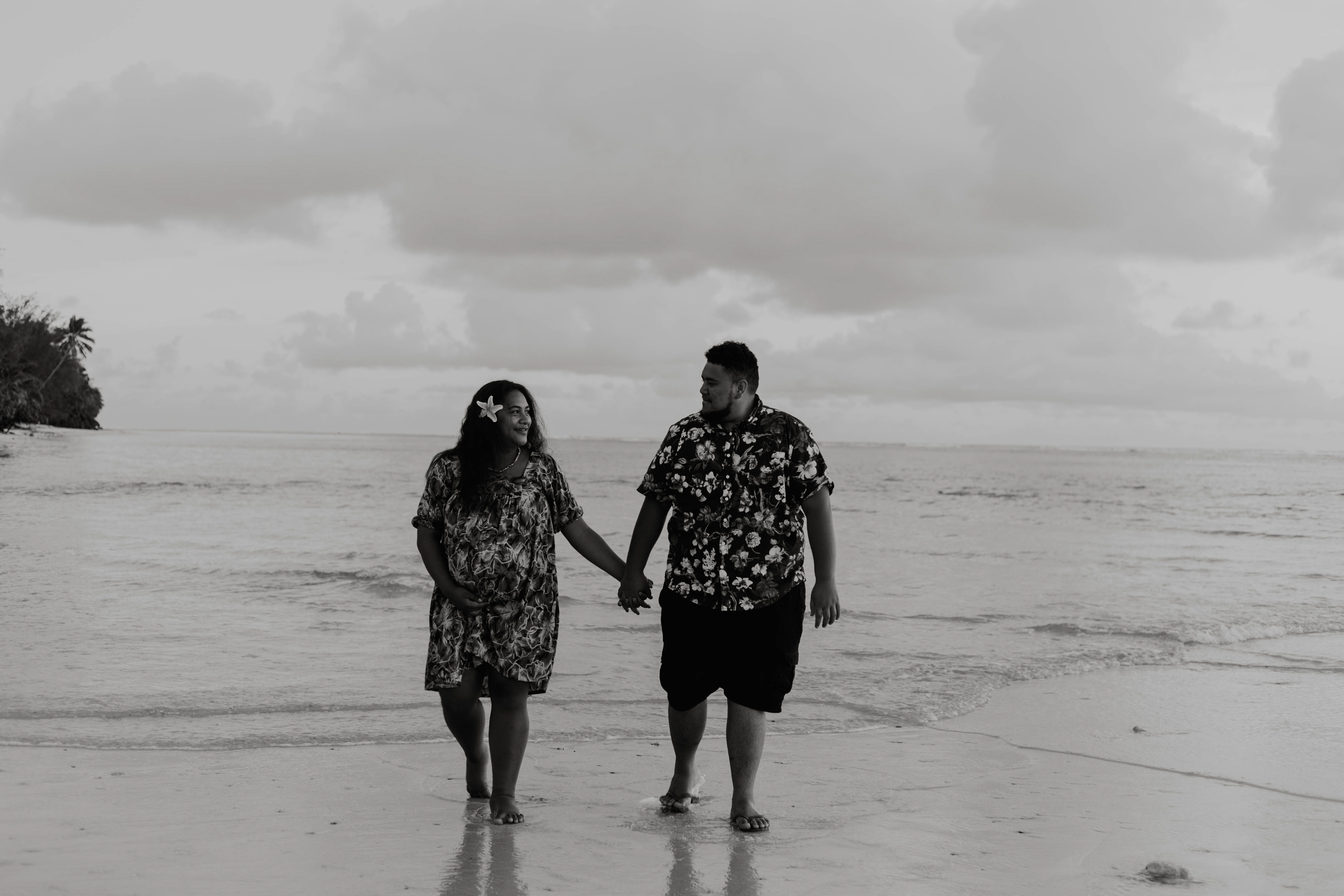 NAOMI X WALE