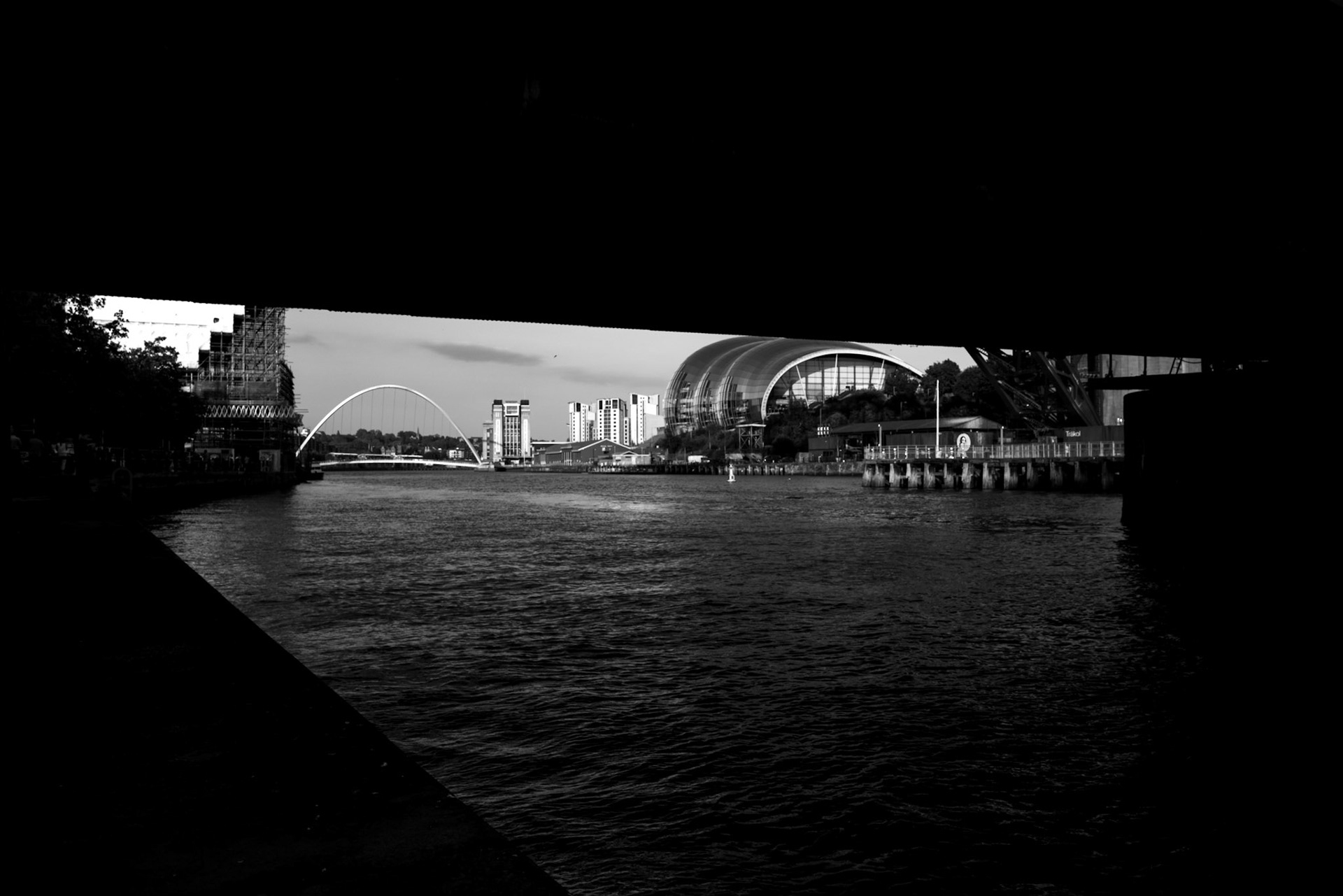 Tynes river Newcastle | Leica Q2 Monochrome