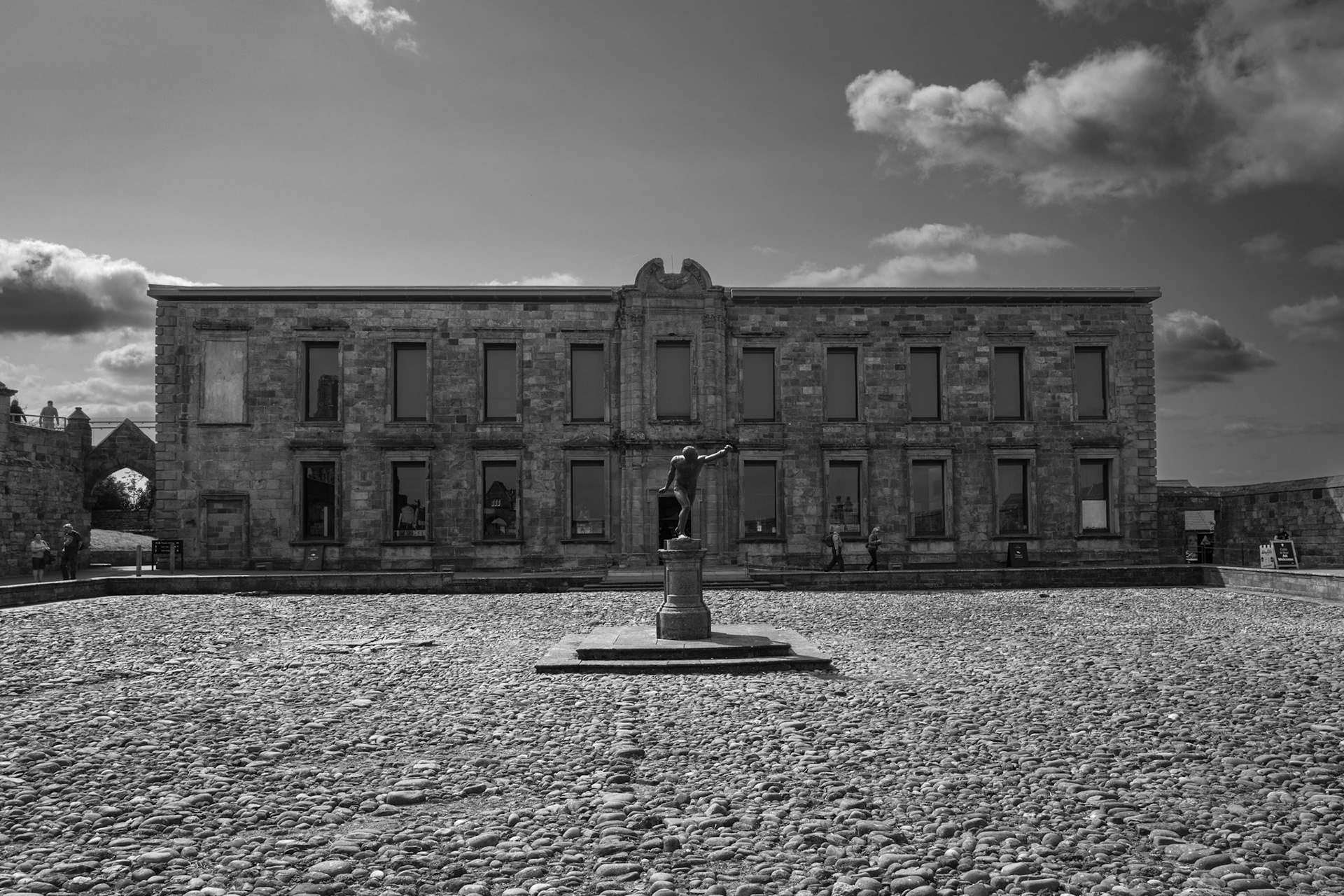 Cholmley House | | Leica Q2 Monochrome