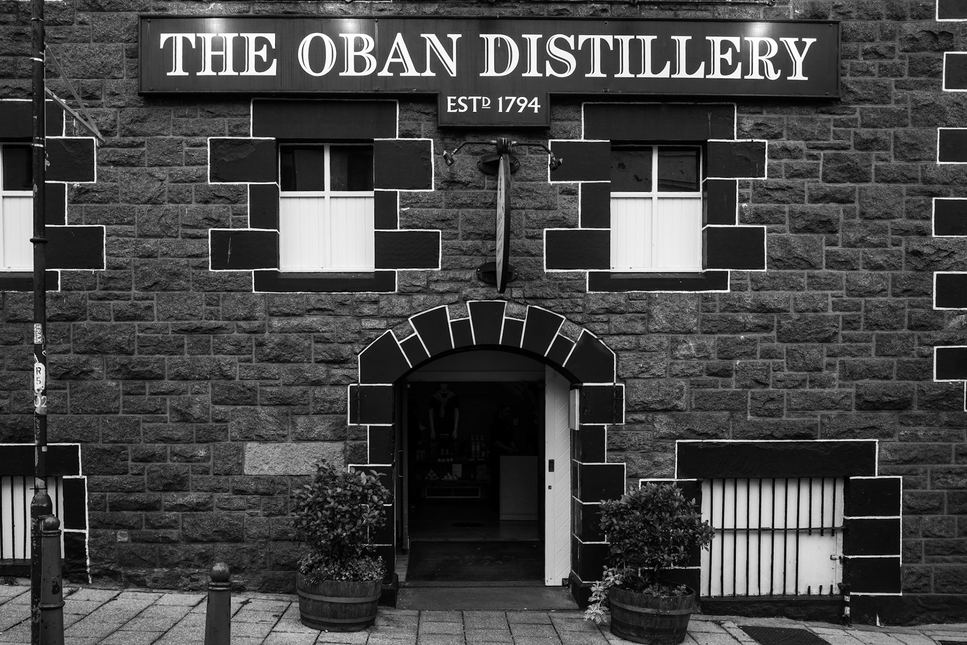 Oban Distillery | Leica Q2 Monochrome
