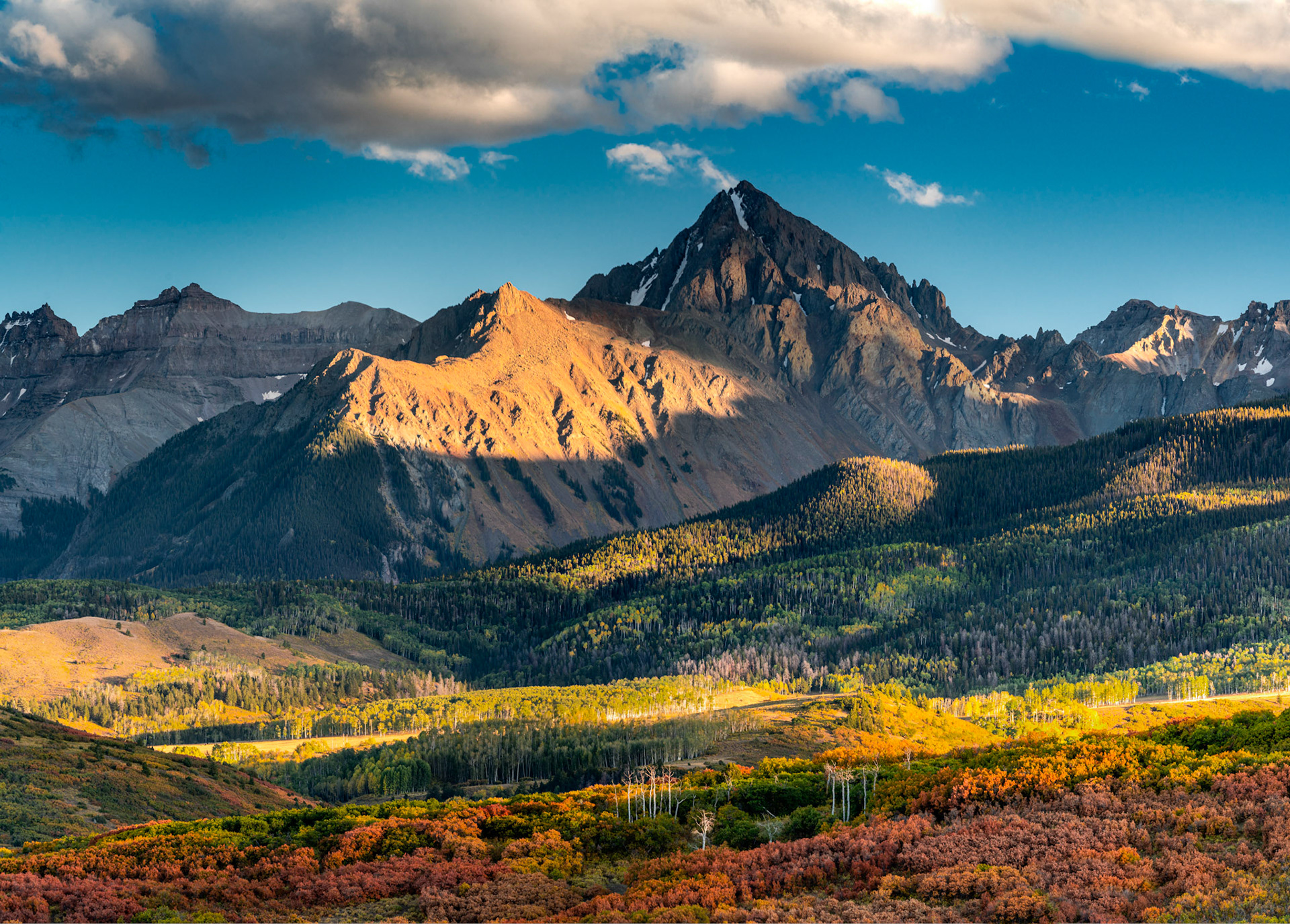 28 September 2019: Sunset at Dallas Divide in Colorado
