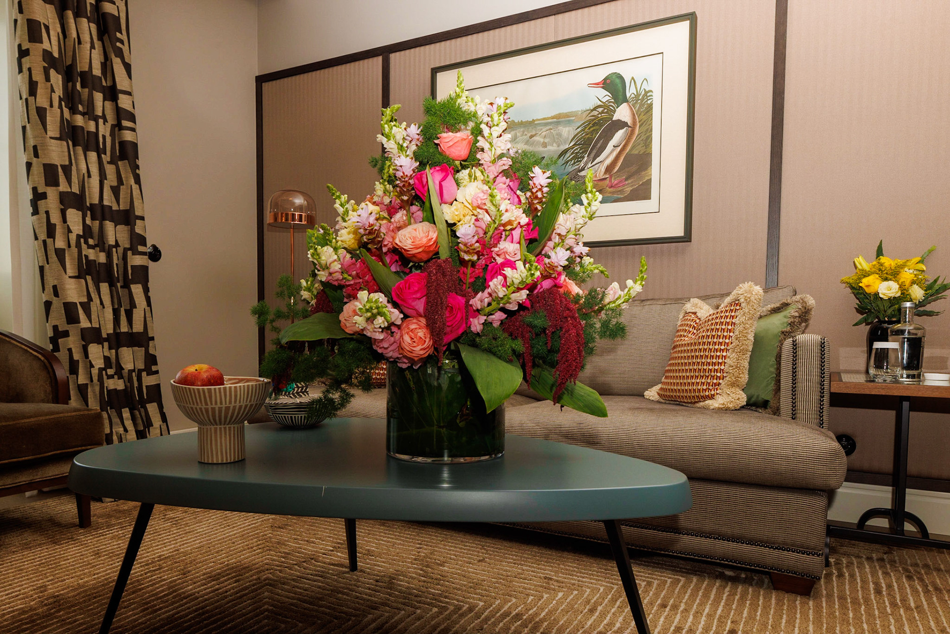 It's Suzi's birthday and a surprise at the hotel in Lisboa