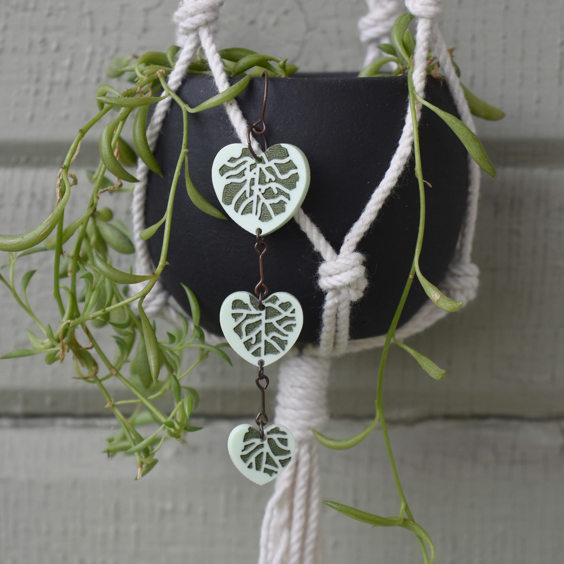 Earring in light green