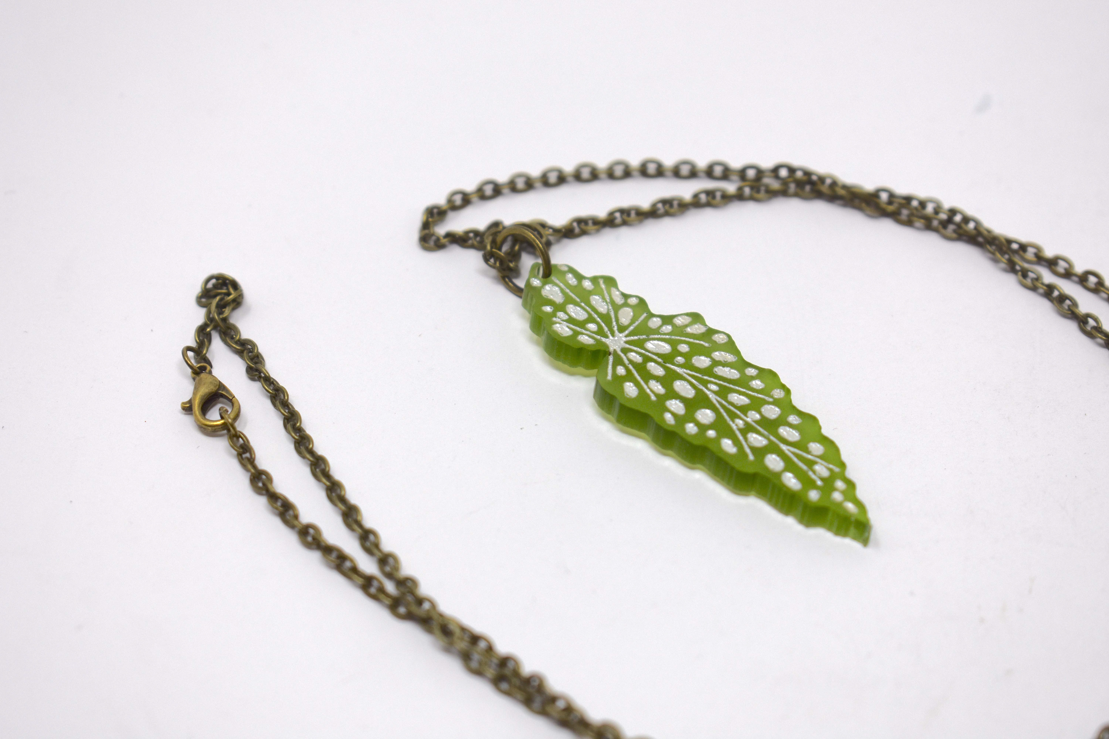Necklace with chain