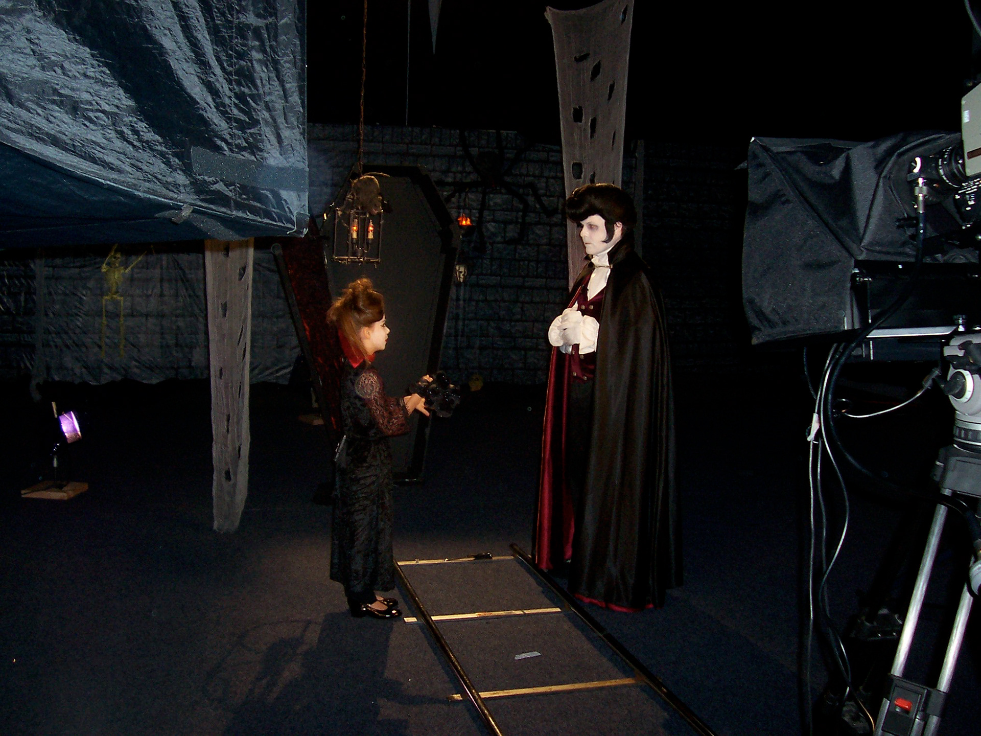 Count Bitesalot's Haunted Picture Show