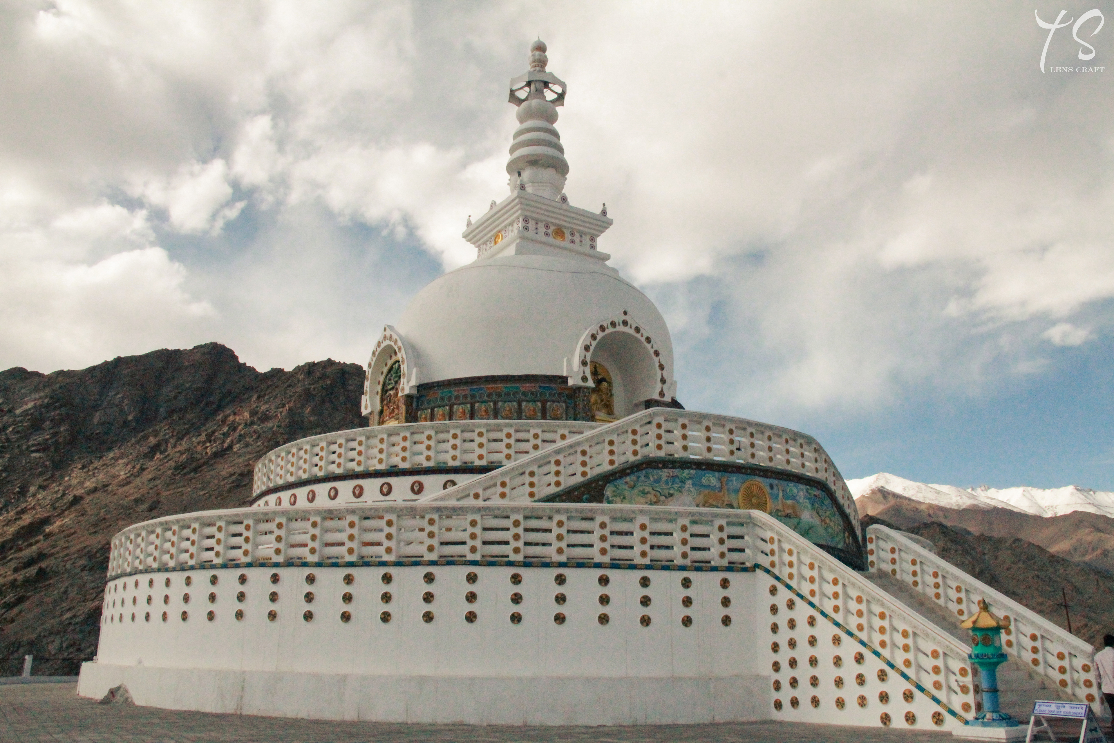 Leh Stupa