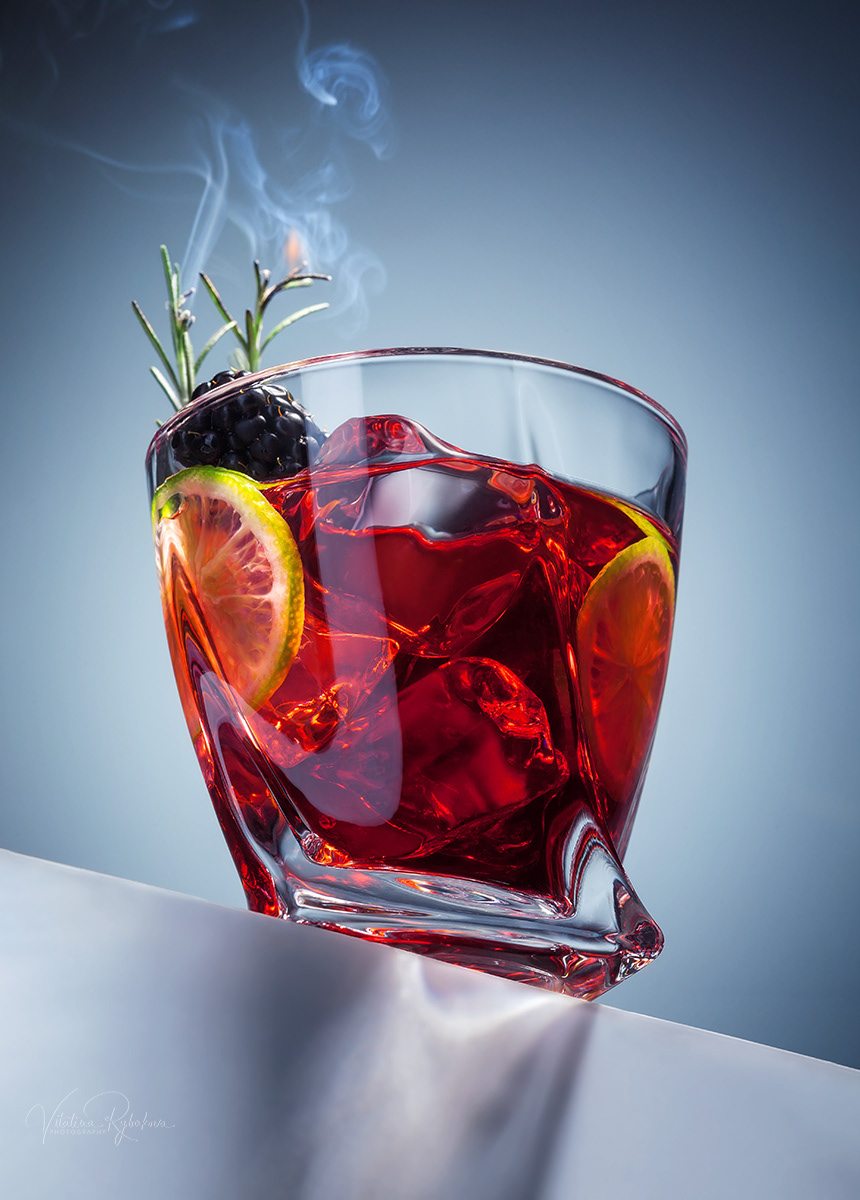 Blackberry cocktail • Studio shot 